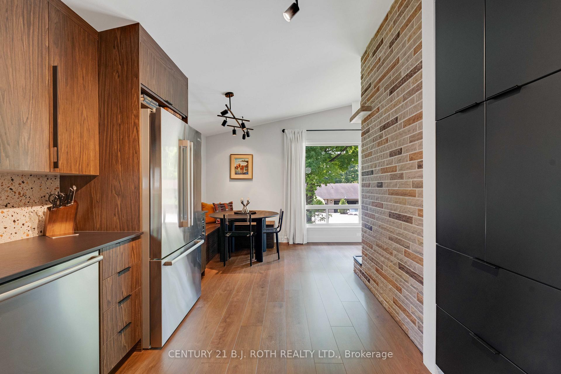 Photo 13 of 12 Highland Avenue, Barrie, Codrington — HOMEH