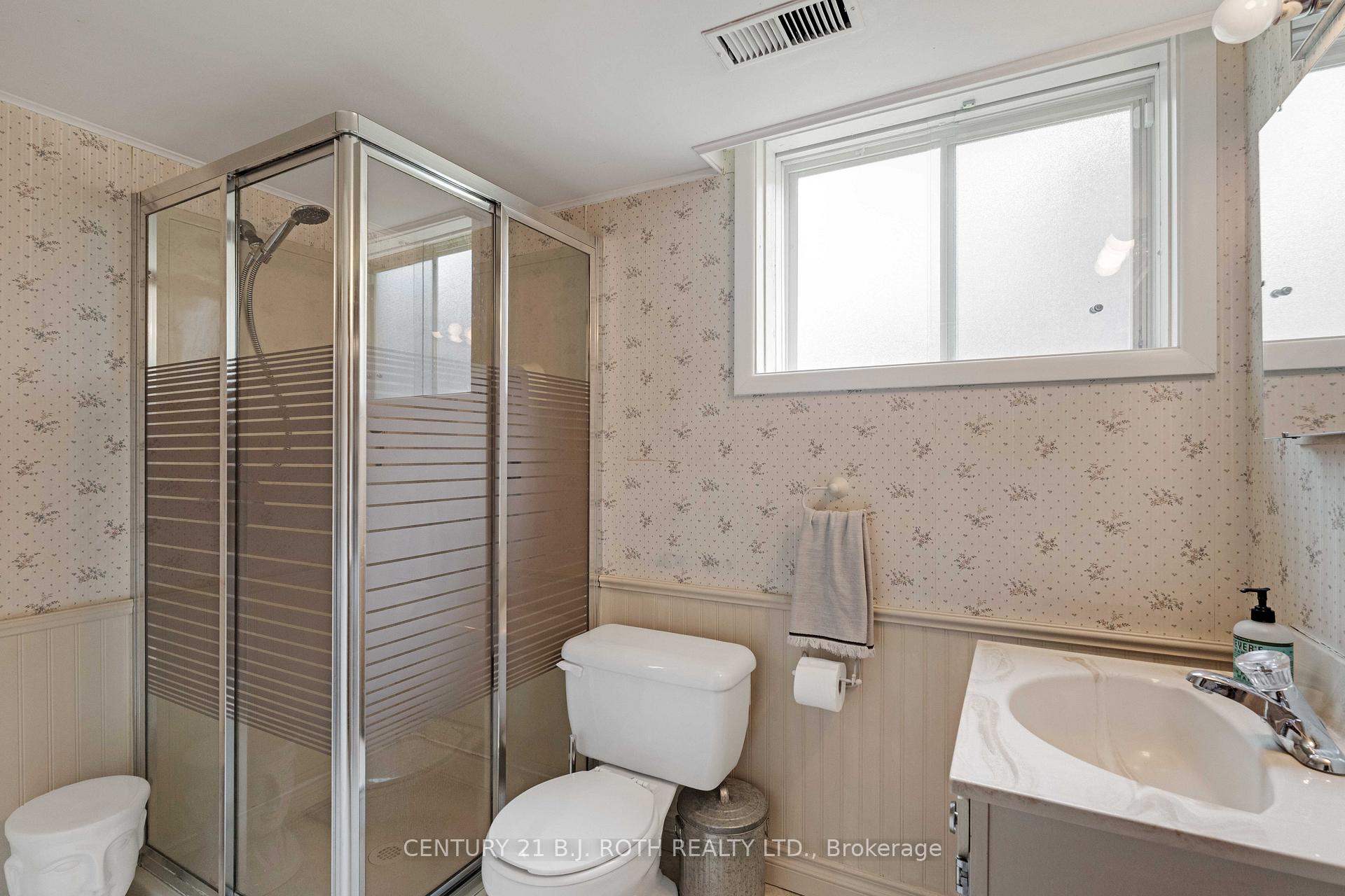 Photo 24 of 12 Highland Avenue, Barrie, Codrington — HOMEH