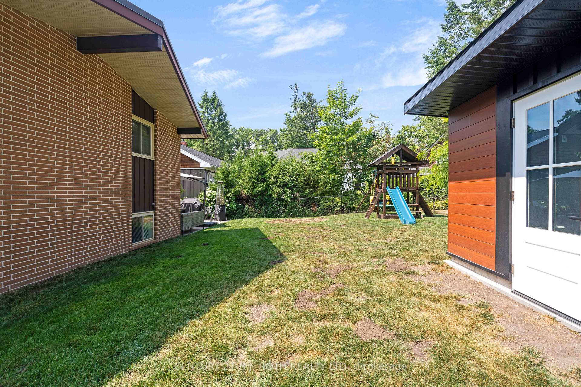 Photo 36 of 12 Highland Avenue, Barrie, Codrington — HOMEH