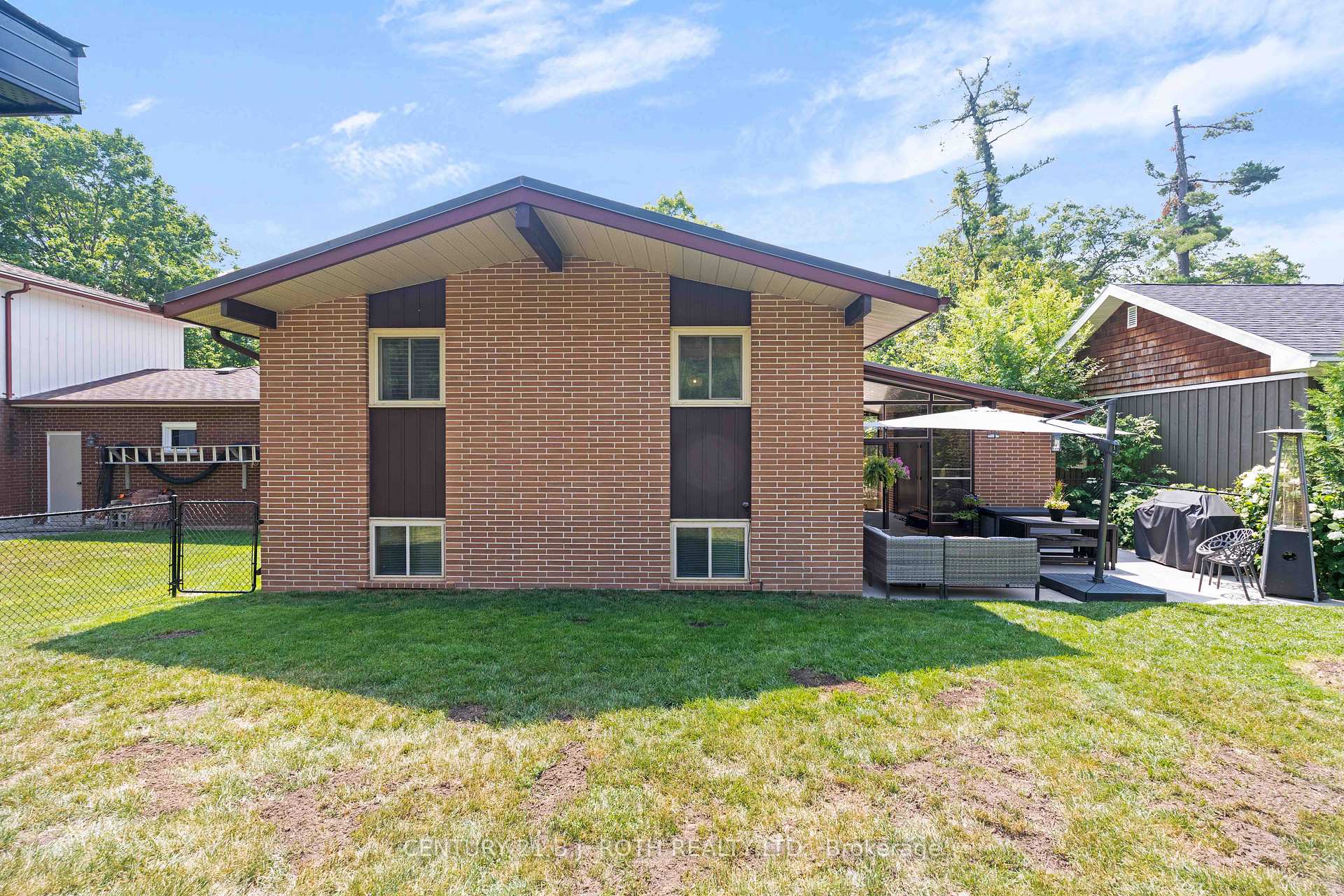 Photo 37 of 12 Highland Avenue, Barrie, Codrington — HOMEH
