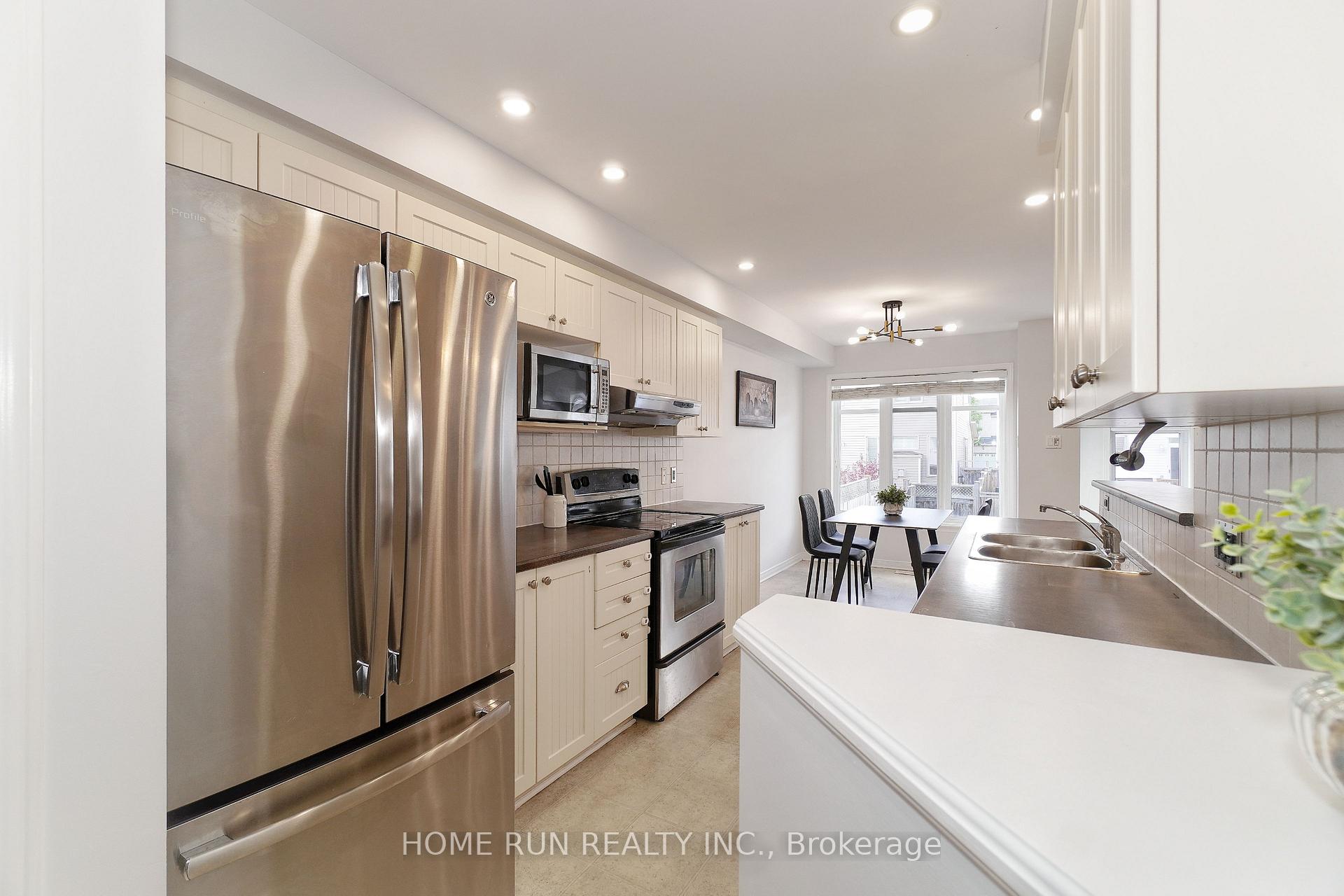 Photo 13 of 192 Deercroft Avenue, Ottawa, Barrhaven - Longfields — HOMEH