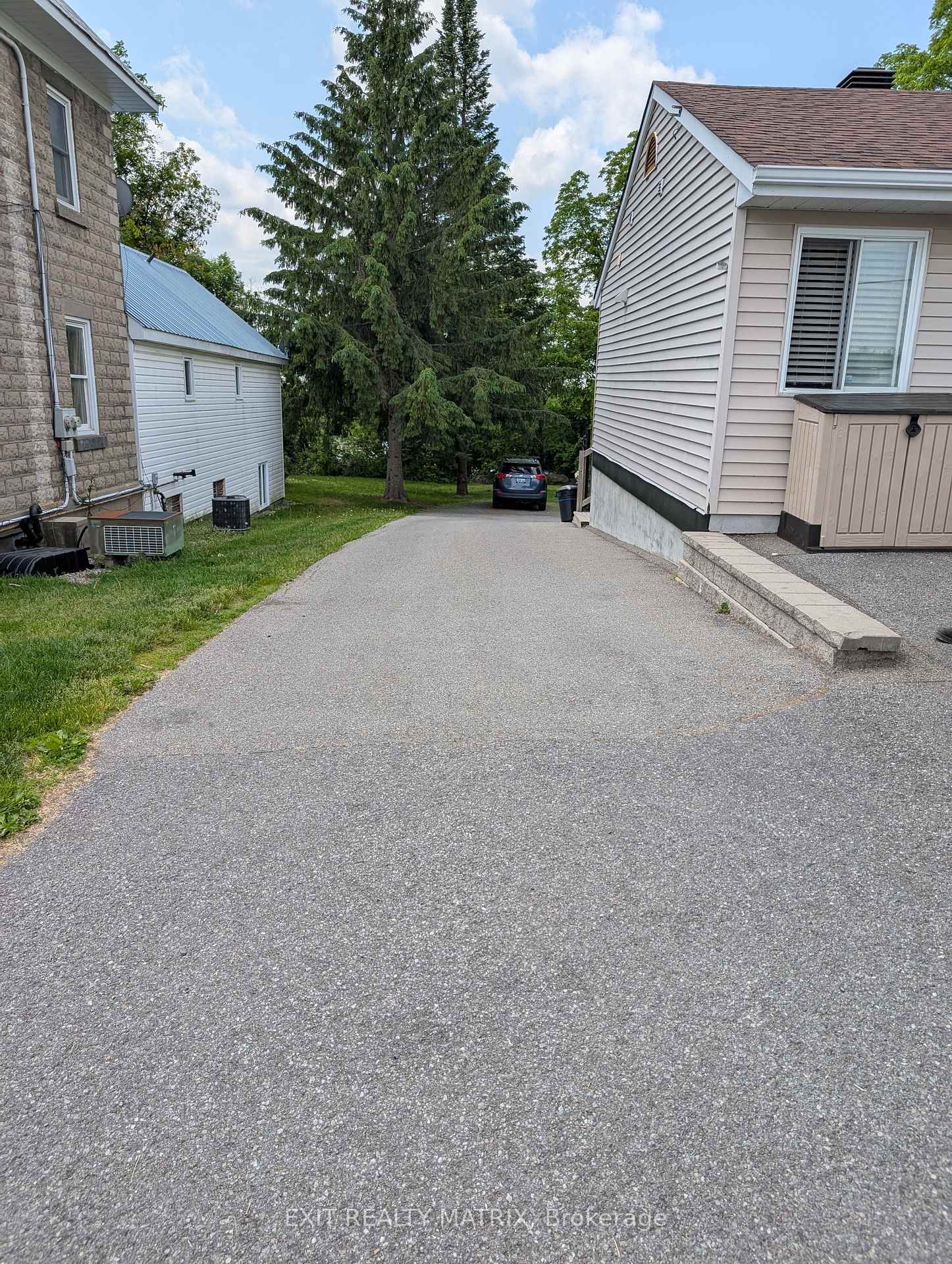 Photo 3 of 3807 Carp Road N, Ottawa, Carp — HOMEH