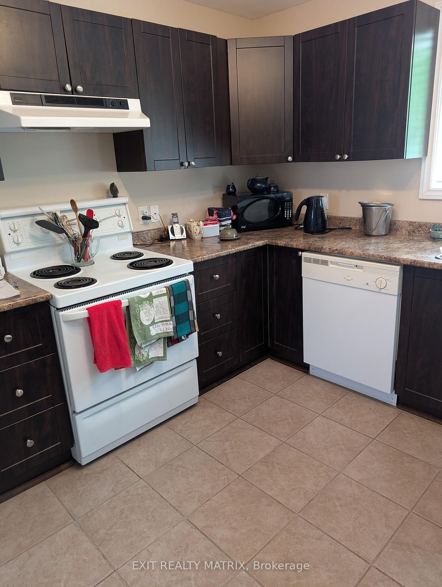 Photo 6 of 3807 Carp Road N, Ottawa, Carp — HOMEH