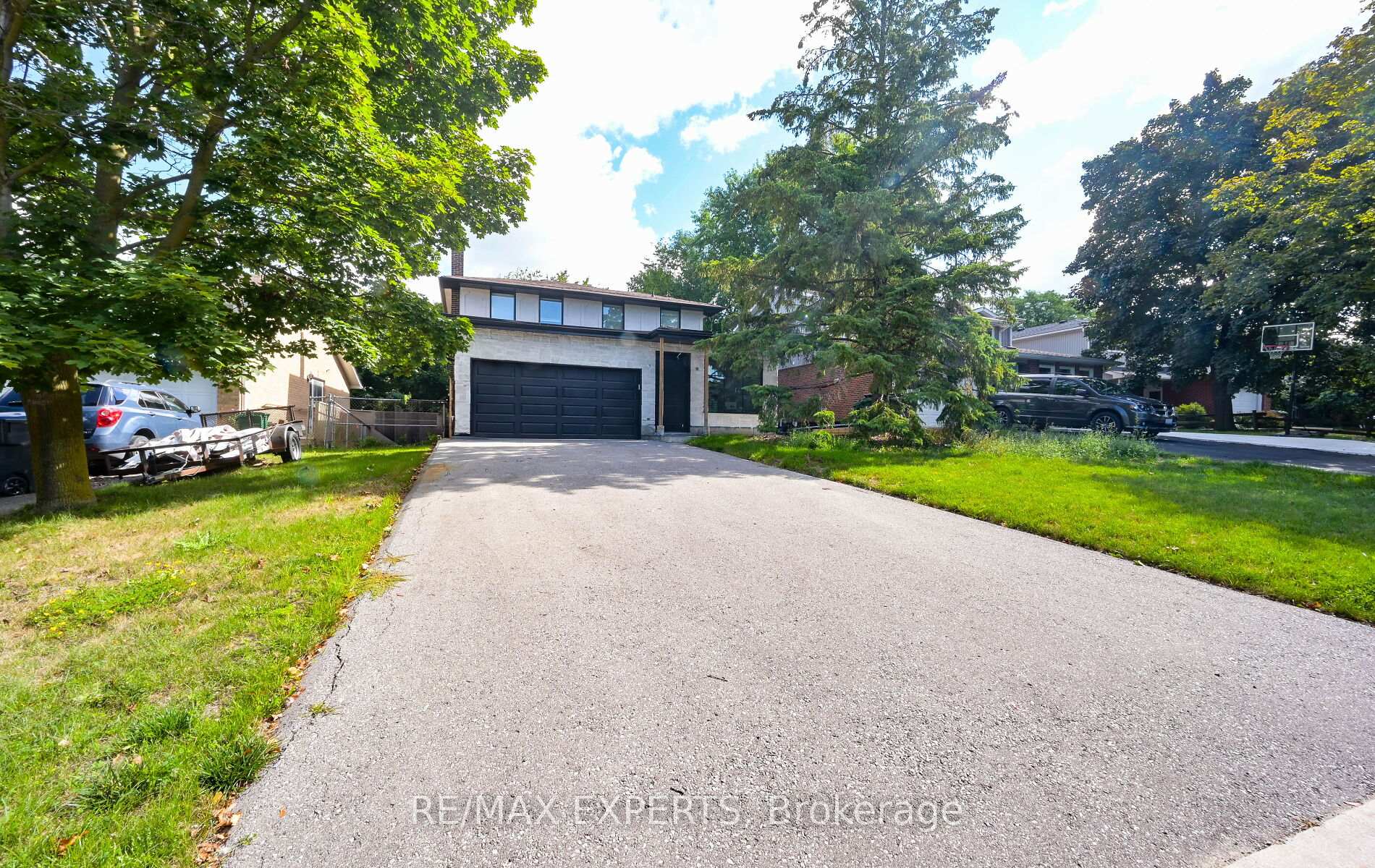 Photo 2 of Unit Unit A Basement, 209 Ridge Road, Caledon, Bolton West — HOMEH