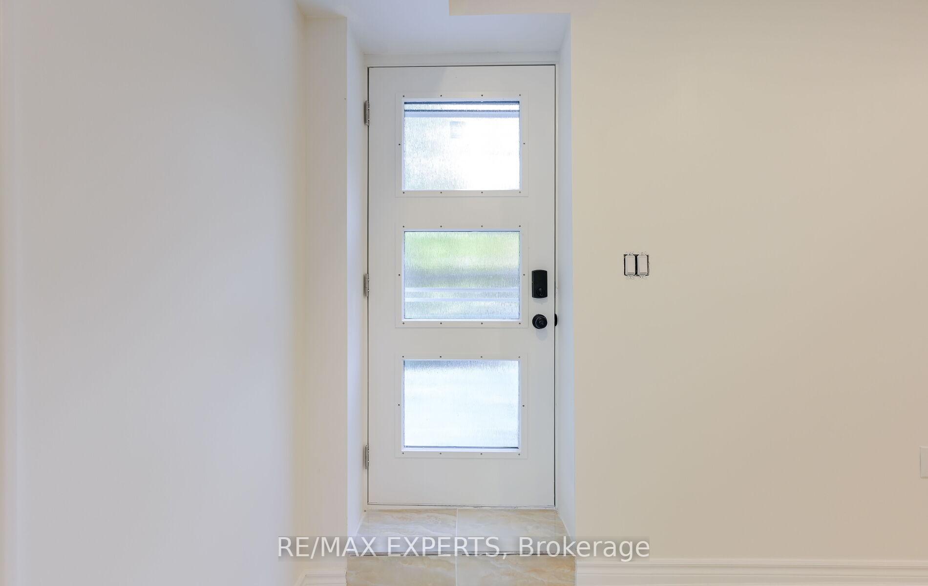 Photo 6 of Unit Unit A Basement, 209 Ridge Road, Caledon, Bolton West — HOMEH