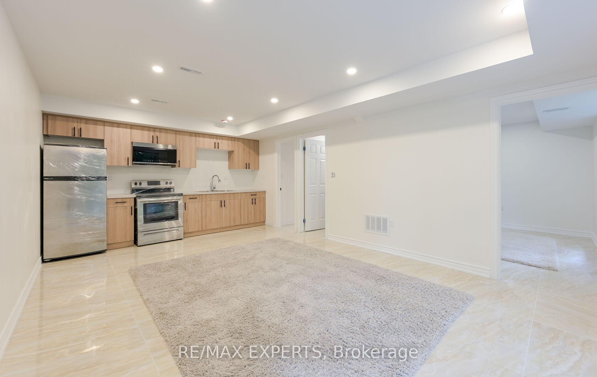 Photo 7 of Unit Unit A Basement, 209 Ridge Road, Caledon, Bolton West — HOMEH