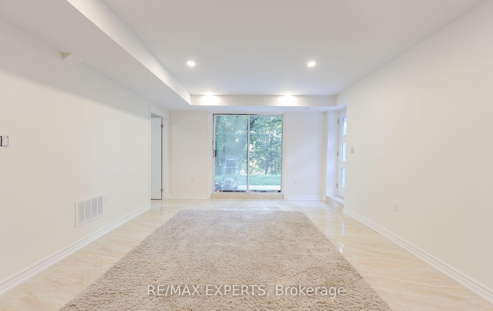 Photo 11 of Unit Unit A Basement, 209 Ridge Road, Caledon, Bolton West — HOMEH