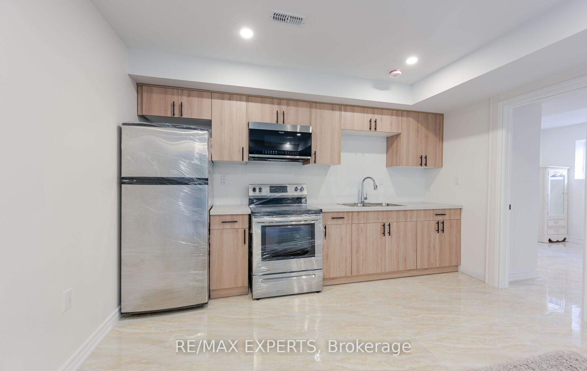 Photo 14 of Unit Unit A Basement, 209 Ridge Road, Caledon, Bolton West — HOMEH
