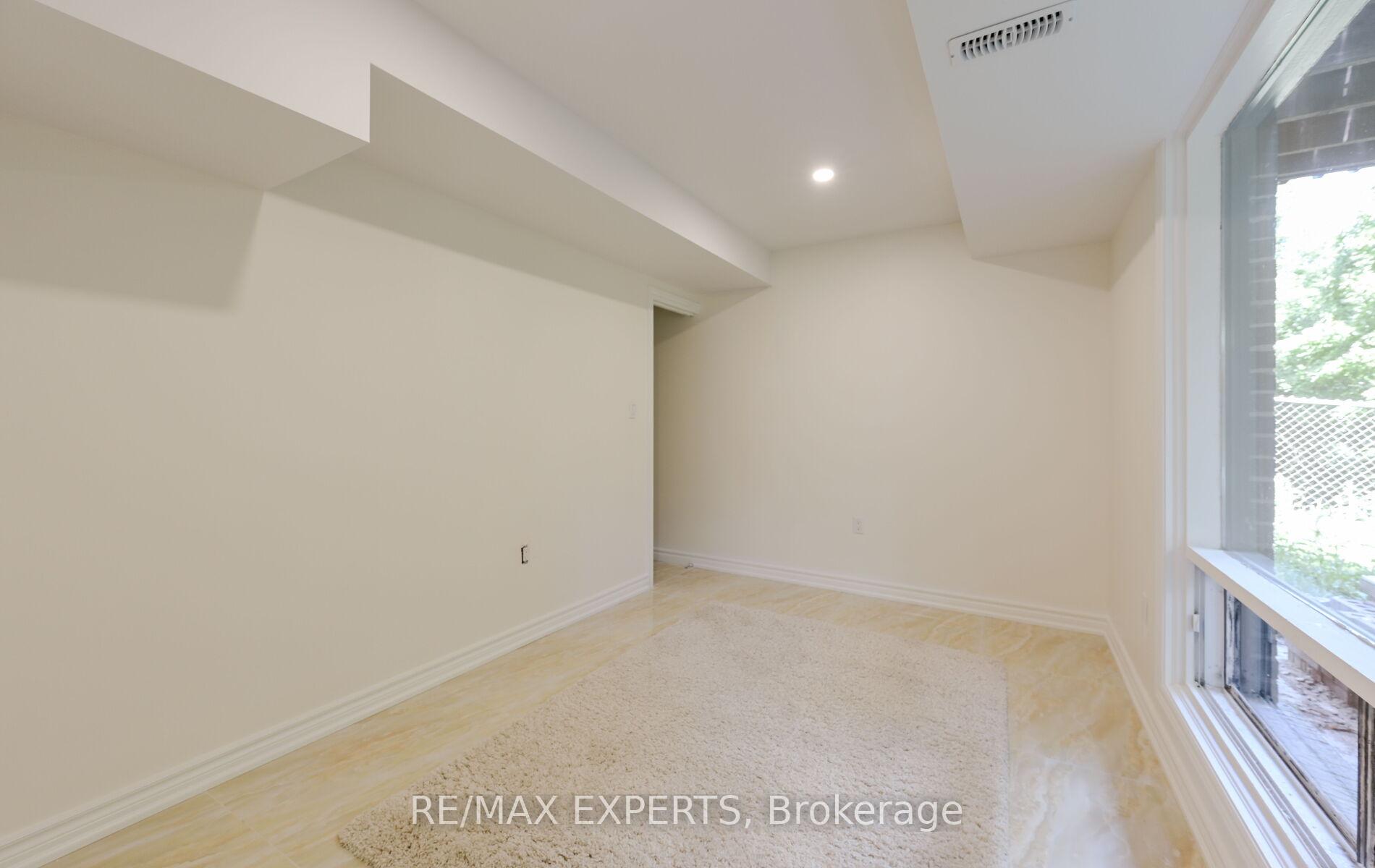 Photo 23 of Unit Unit A Basement, 209 Ridge Road, Caledon, Bolton West — HOMEH
