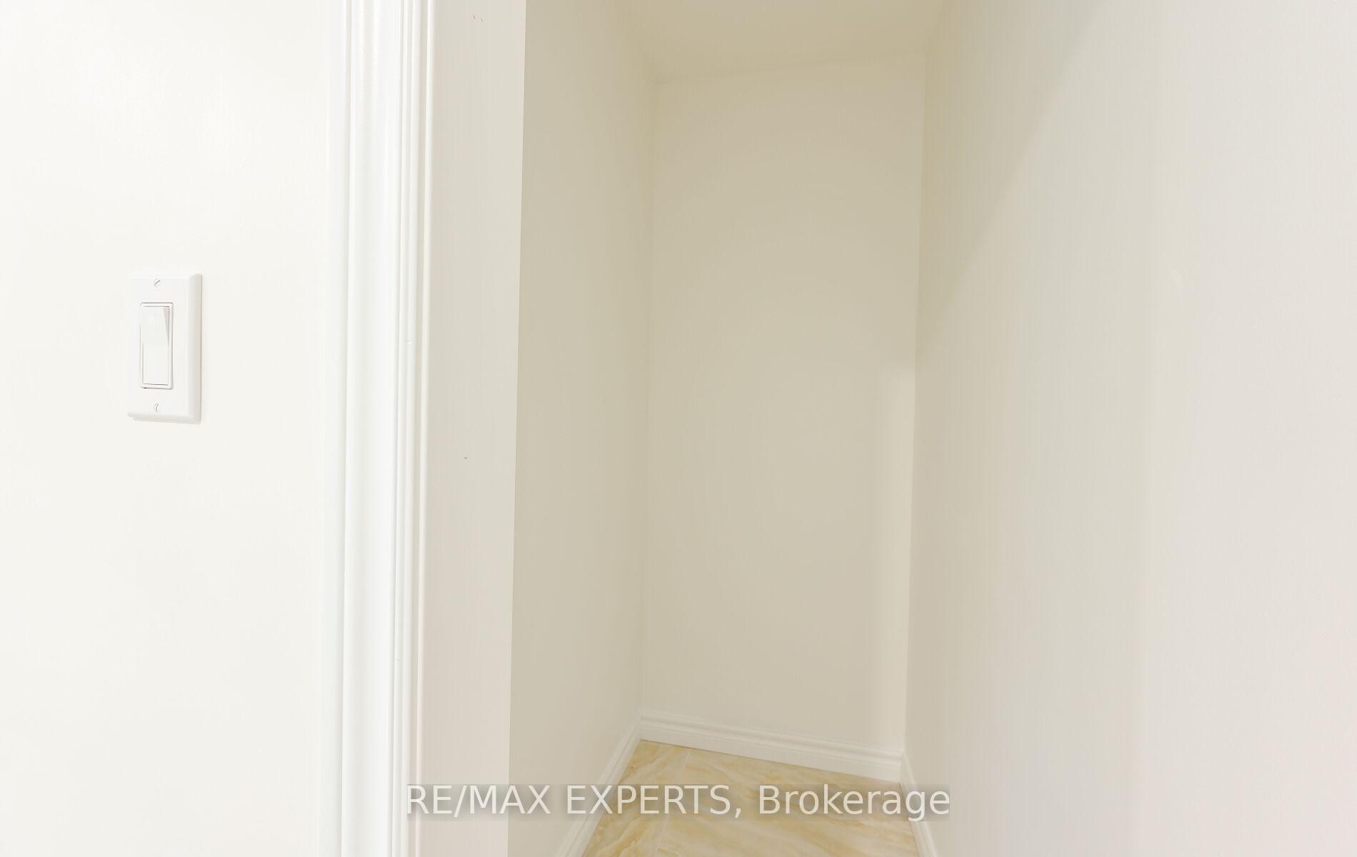 Photo 25 of Unit Unit A Basement, 209 Ridge Road, Caledon, Bolton West — HOMEH
