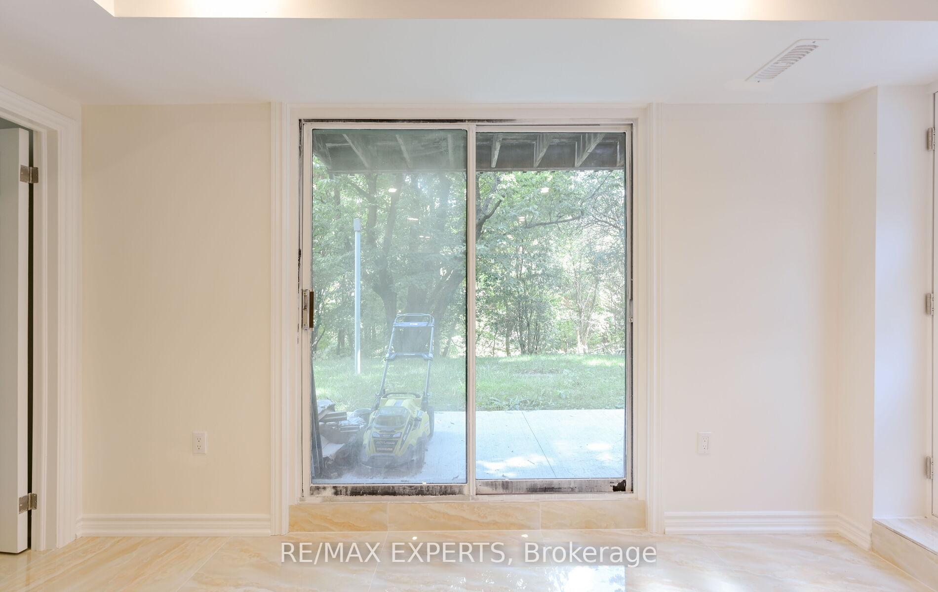 Photo 31 of Unit Unit A Basement, 209 Ridge Road, Caledon, Bolton West — HOMEH
