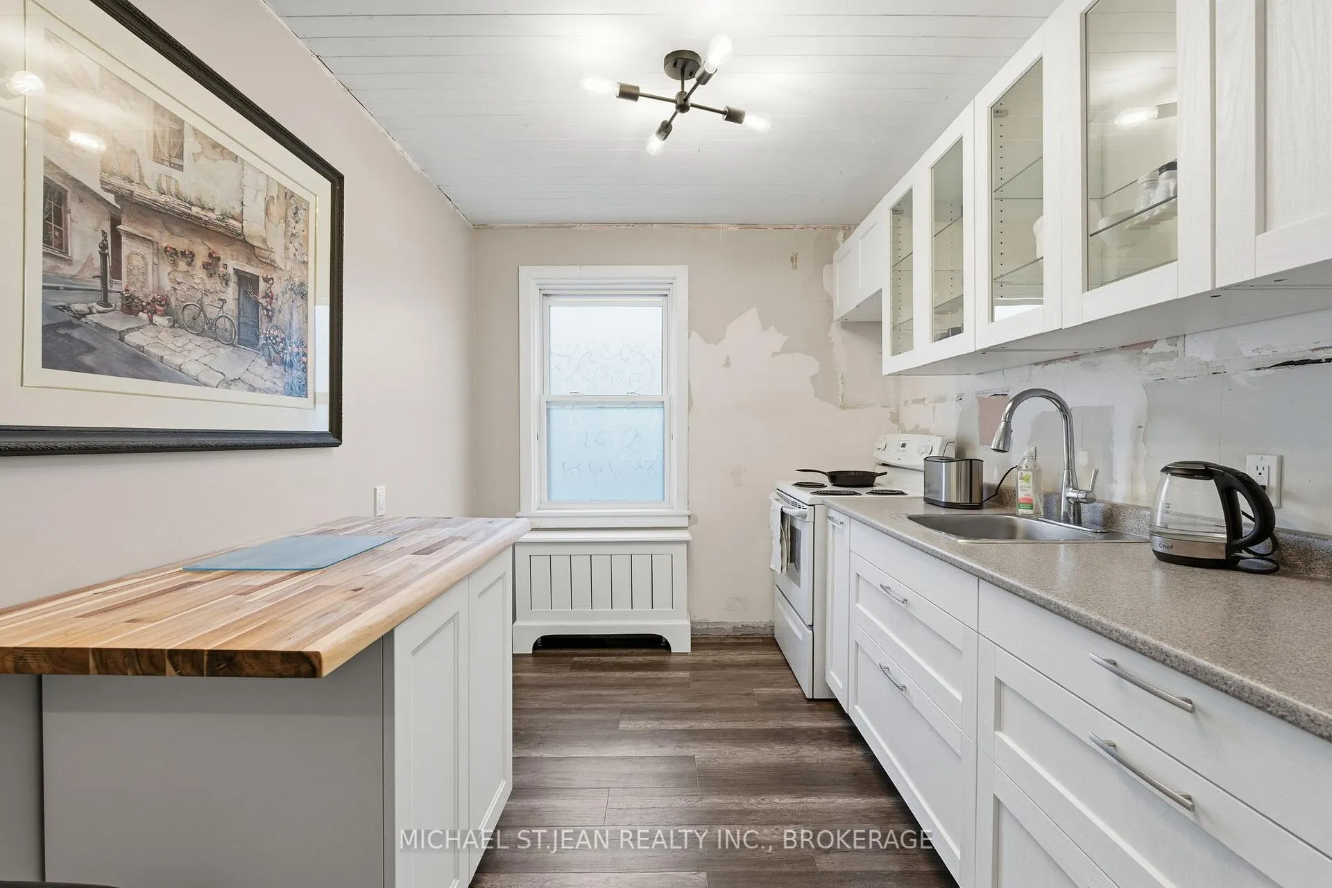 Photo 19 of Unit 9, 1755 King Street E, Hamilton, Bartonville — HOMEH