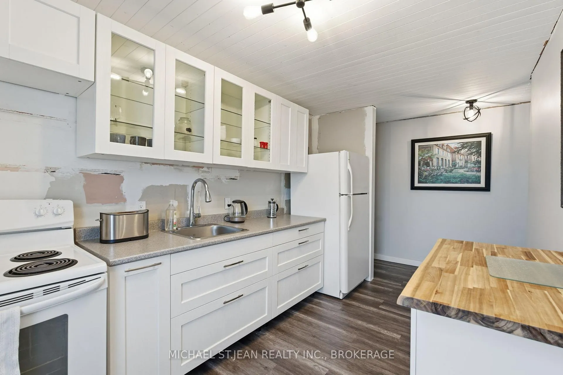 Photo 22 of Unit 9, 1755 King Street E, Hamilton, Bartonville — HOMEH