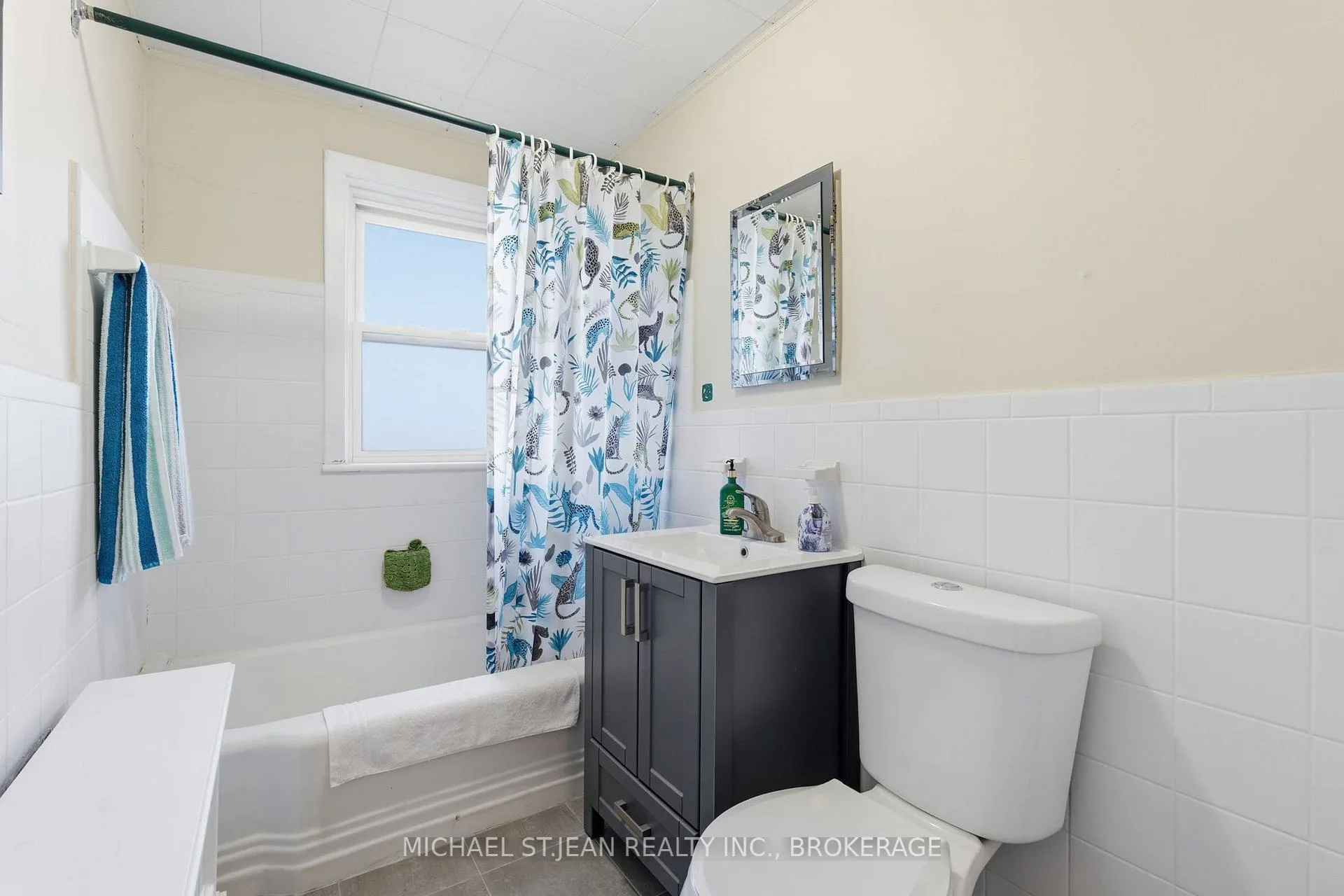 Photo 29 of Unit 9, 1755 King Street E, Hamilton, Bartonville — HOMEH