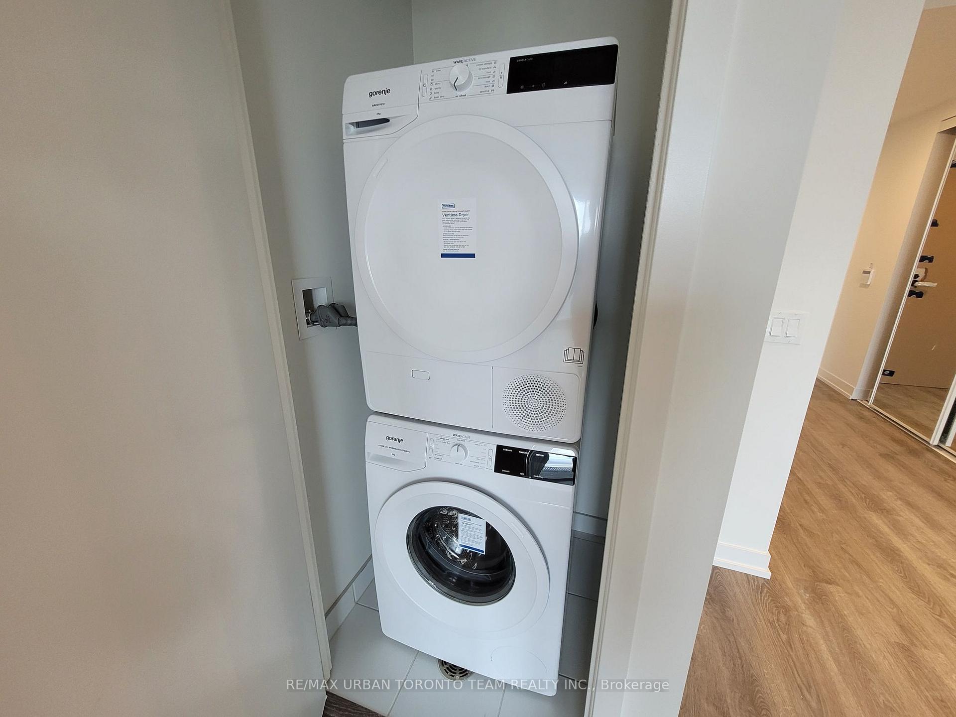 Photo 7 of Unit 1008, 195 Commerce Street, Vaughan, Vaughan Corporate Centre — HOMEH