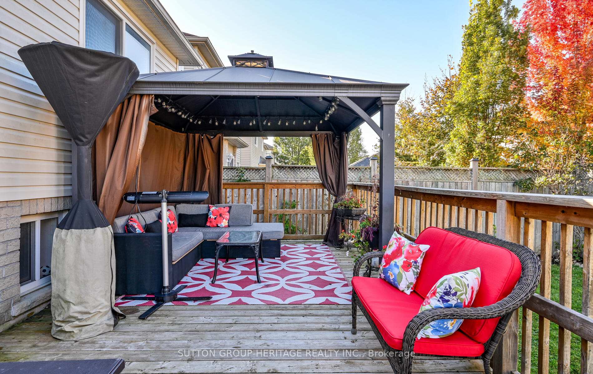 Photo 29 of 141 Dadson Drive, Clarington, Bowmanville — HOMEH