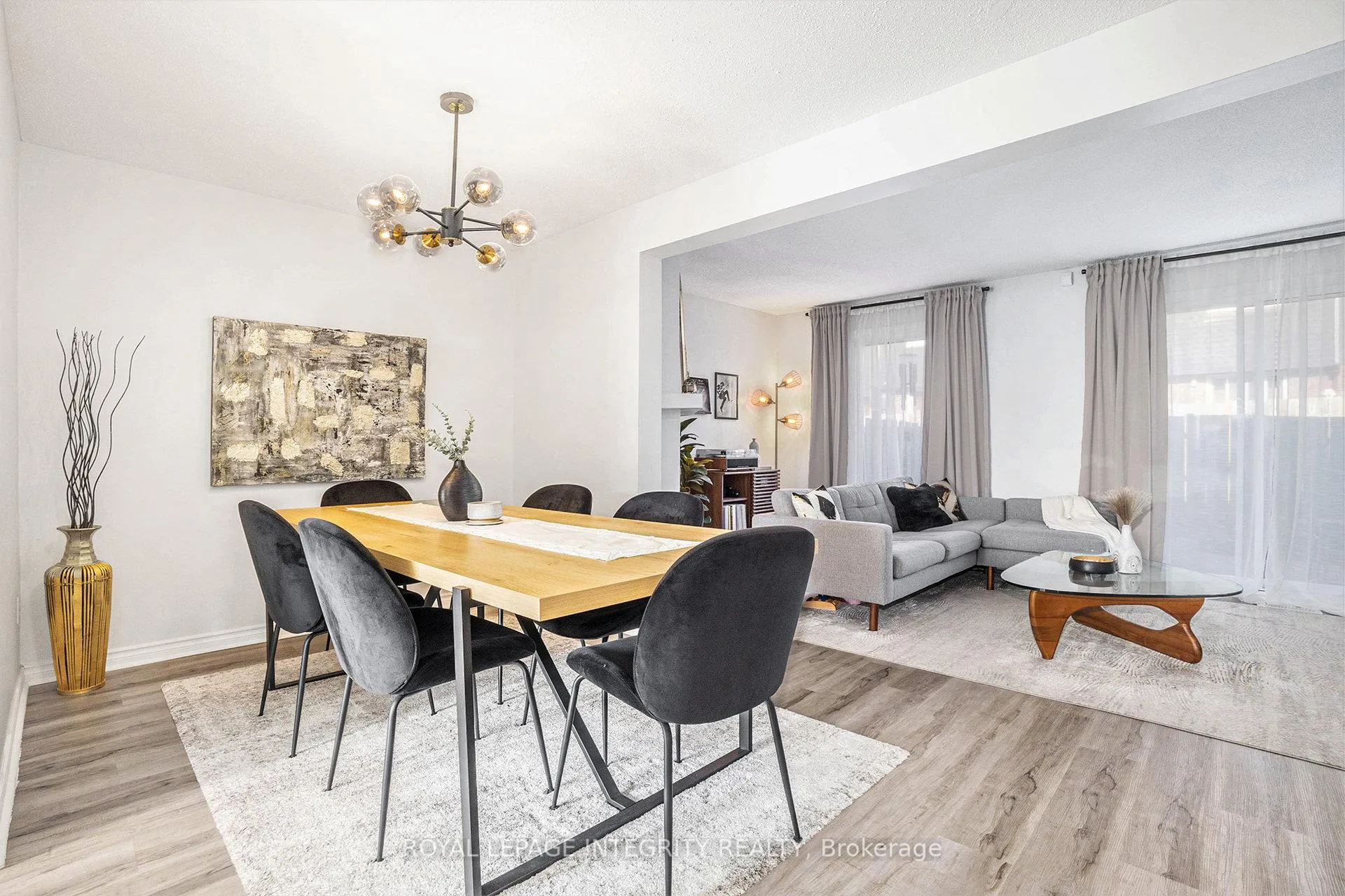 Photo 3 of Unit 17, 3333 Mccarthy Road, Ottawa, Hunt Club/Western Community — HOMEH