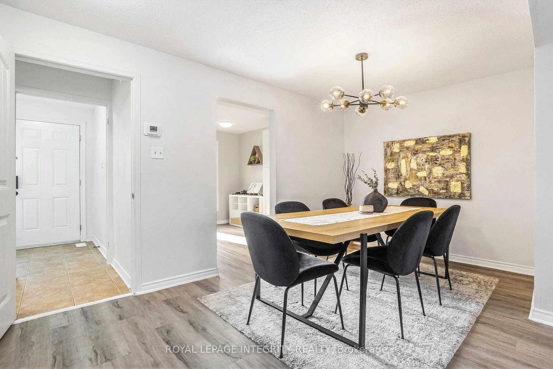 Photo 4 of Unit 17, 3333 Mccarthy Road, Ottawa, Hunt Club/Western Community — HOMEH