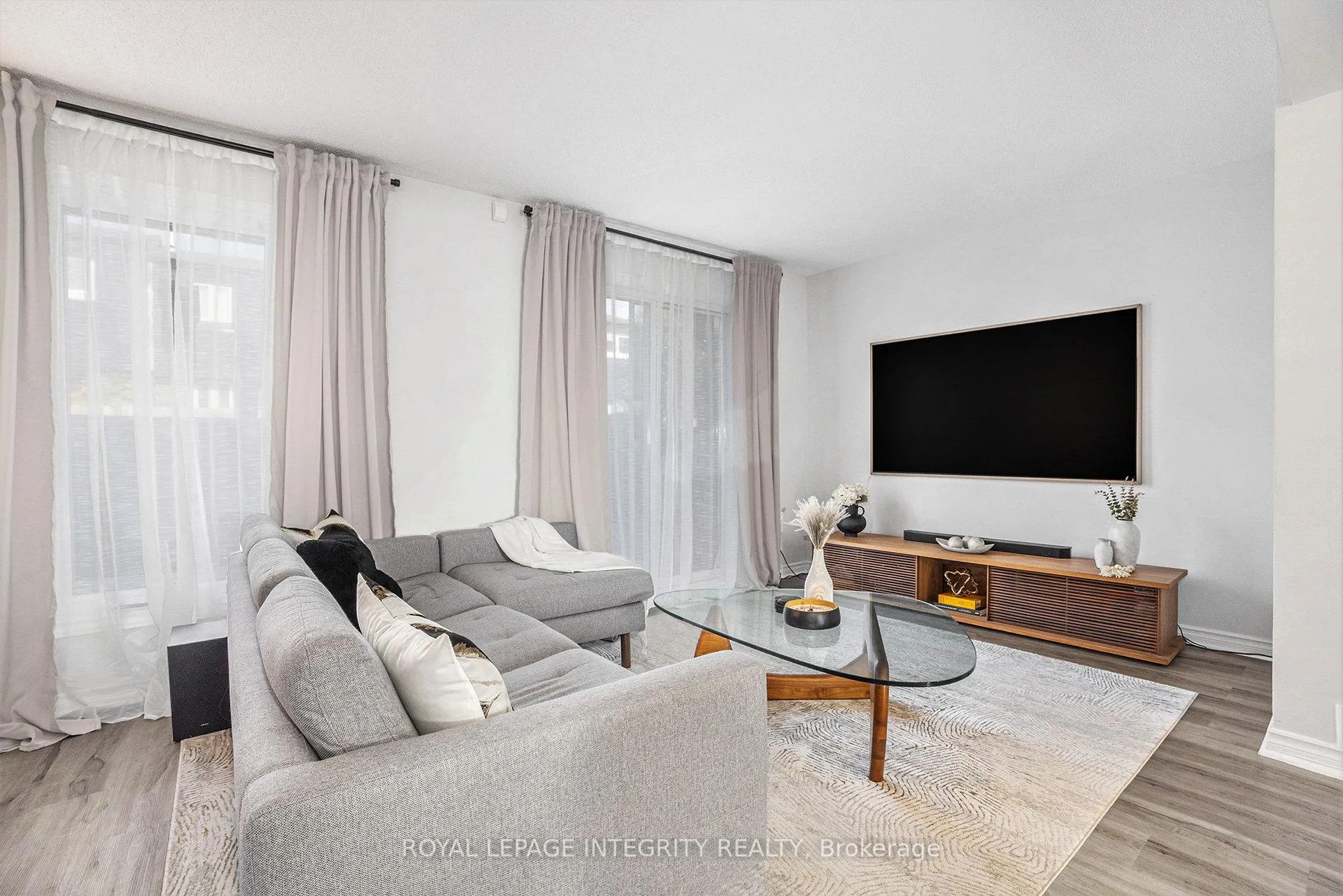 Photo 6 of Unit 17, 3333 Mccarthy Road, Ottawa, Hunt Club/Western Community — HOMEH