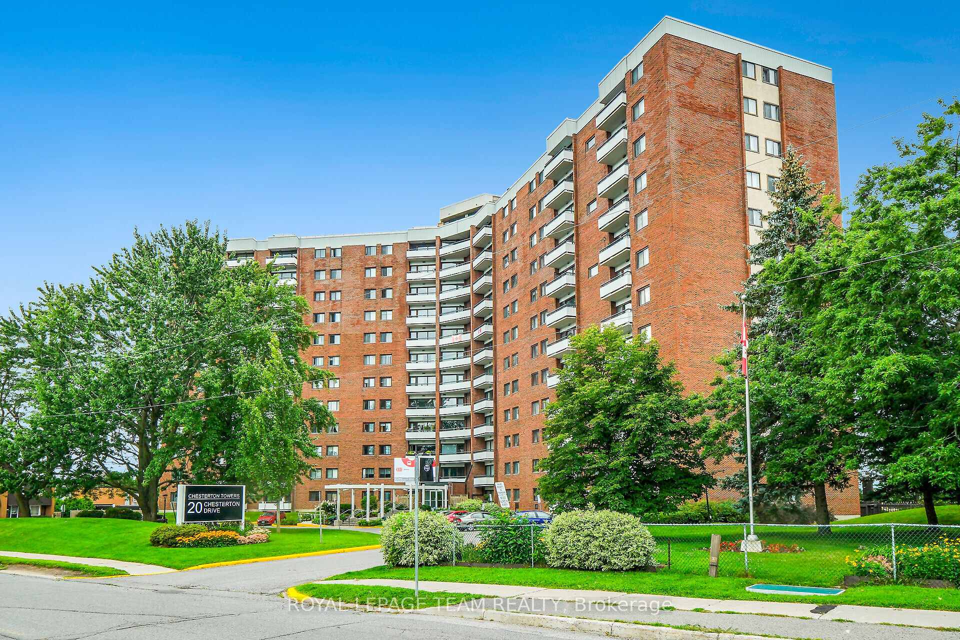 Photo 1 of Unit 708, 20 Chesterton Drive, Ottawa, Borden Farm/Stewart Farm/Carleton Heights/Parkwood Hills — HOMEH