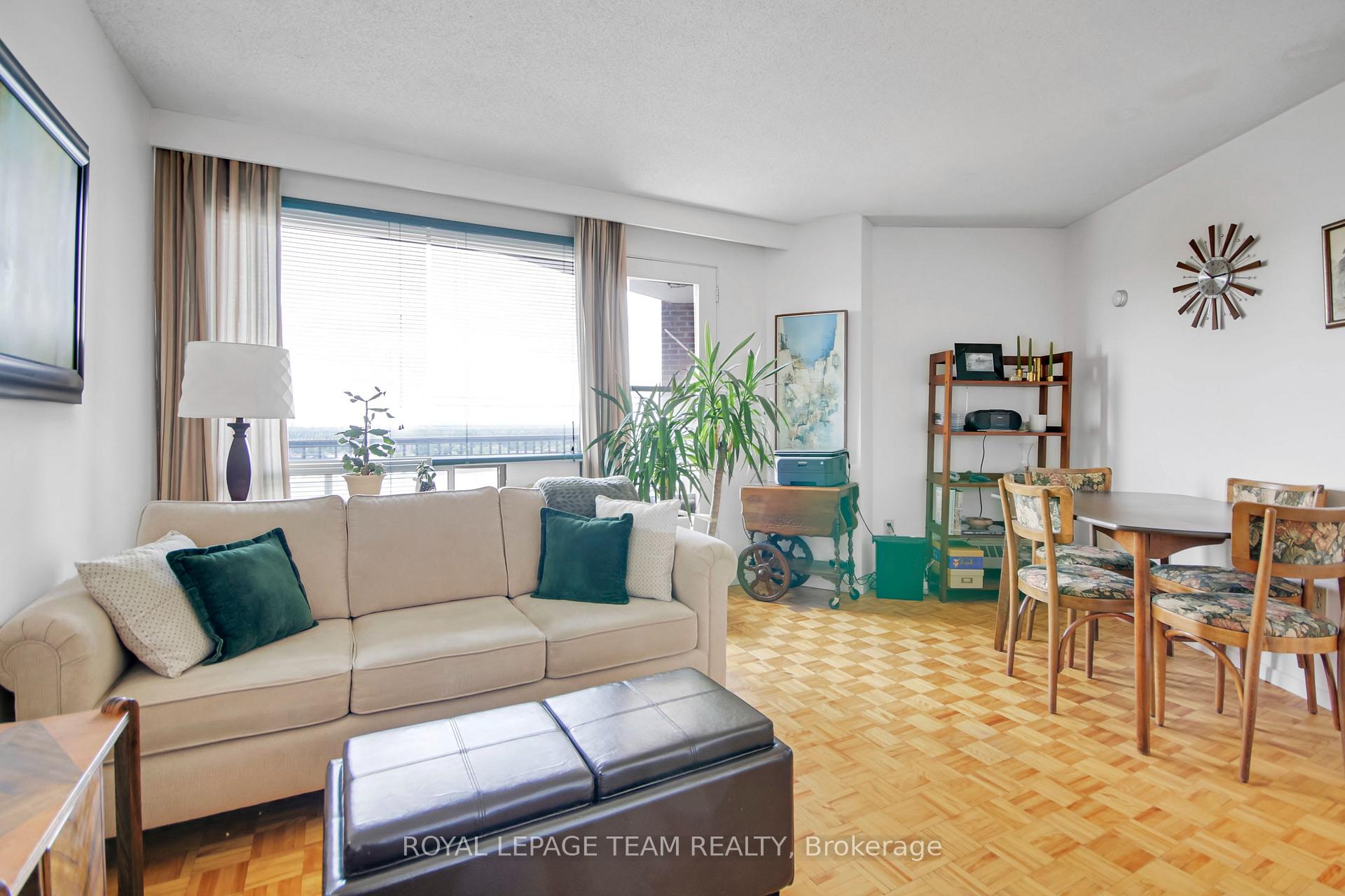 Photo 14 of Unit 708, 20 Chesterton Drive, Ottawa, Borden Farm/Stewart Farm/Carleton Heights/Parkwood Hills — HOMEH
