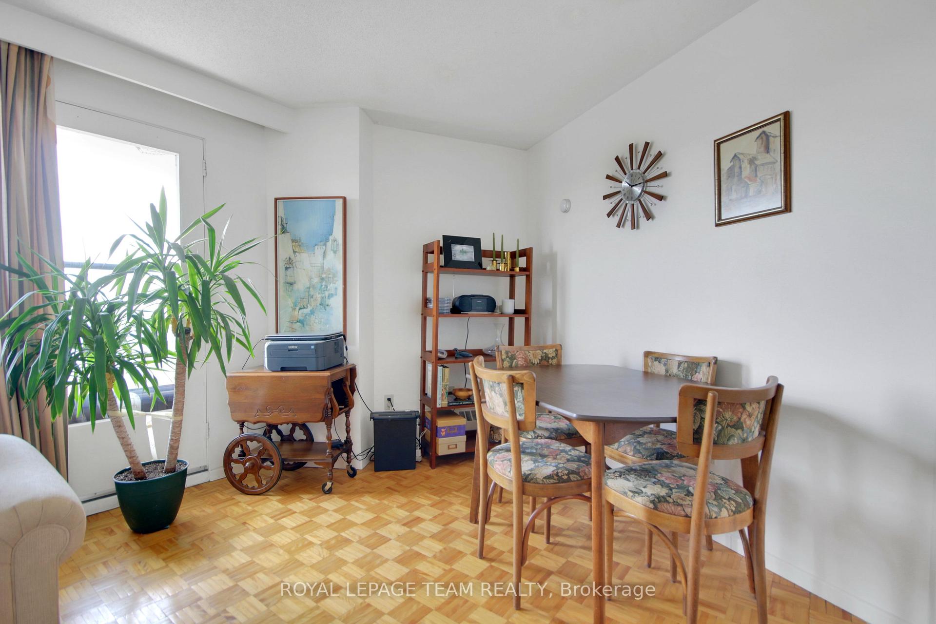 Photo 15 of Unit 708, 20 Chesterton Drive, Ottawa, Borden Farm/Stewart Farm/Carleton Heights/Parkwood Hills — HOMEH