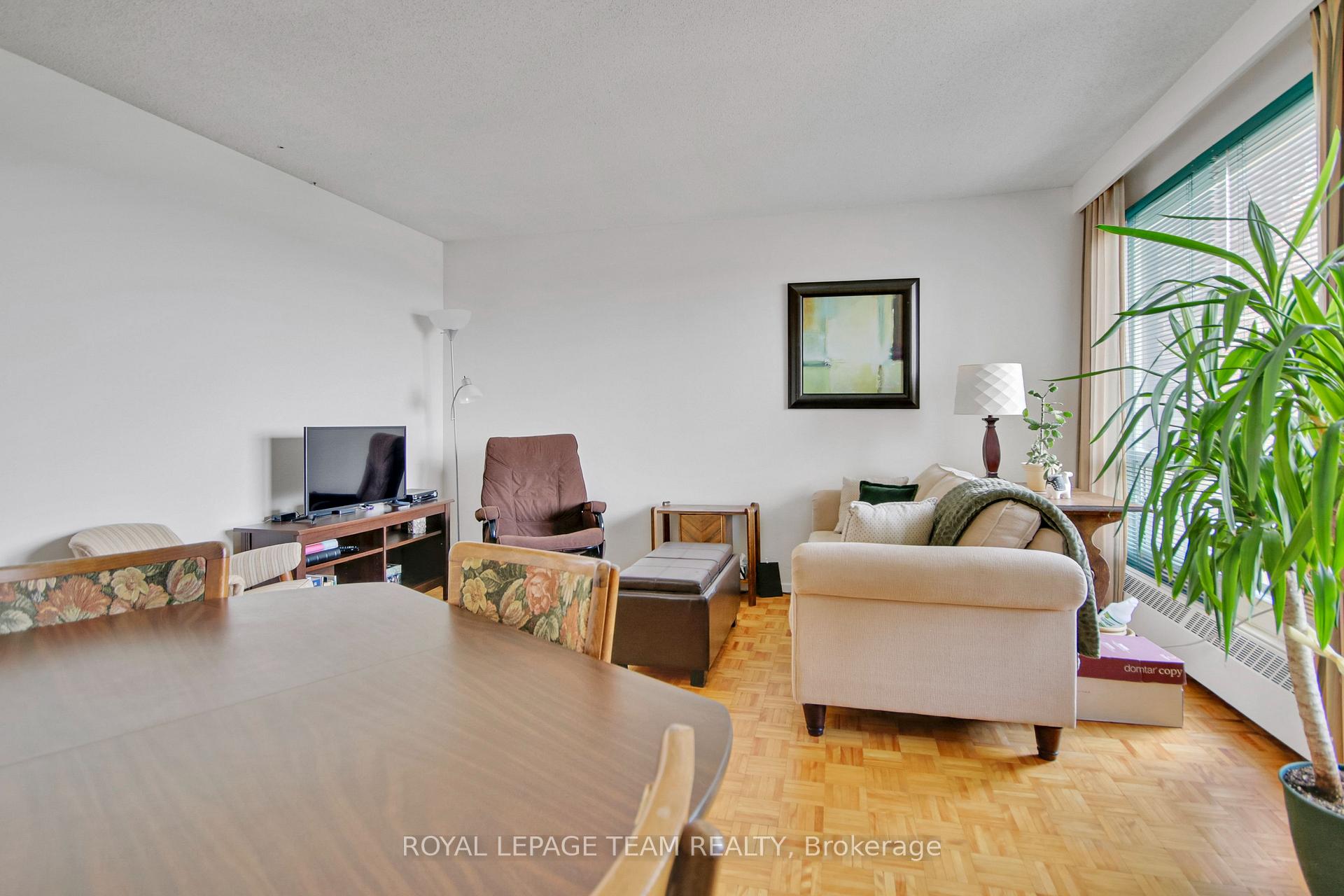 Photo 18 of Unit 708, 20 Chesterton Drive, Ottawa, Borden Farm/Stewart Farm/Carleton Heights/Parkwood Hills — HOMEH