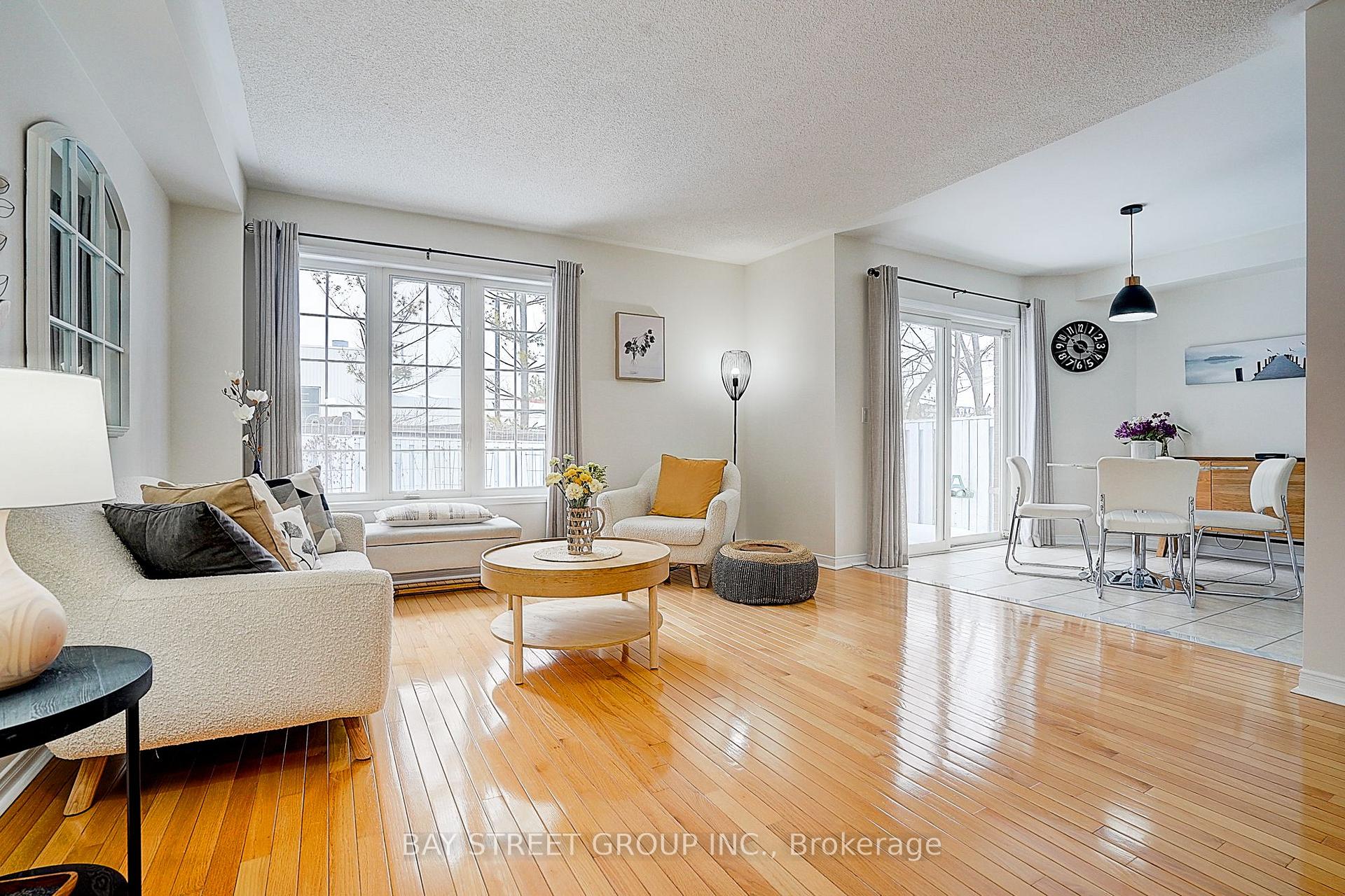 Photo 8 of 92 Millcliff Circle, Aurora, Aurora Grove — HOMEH