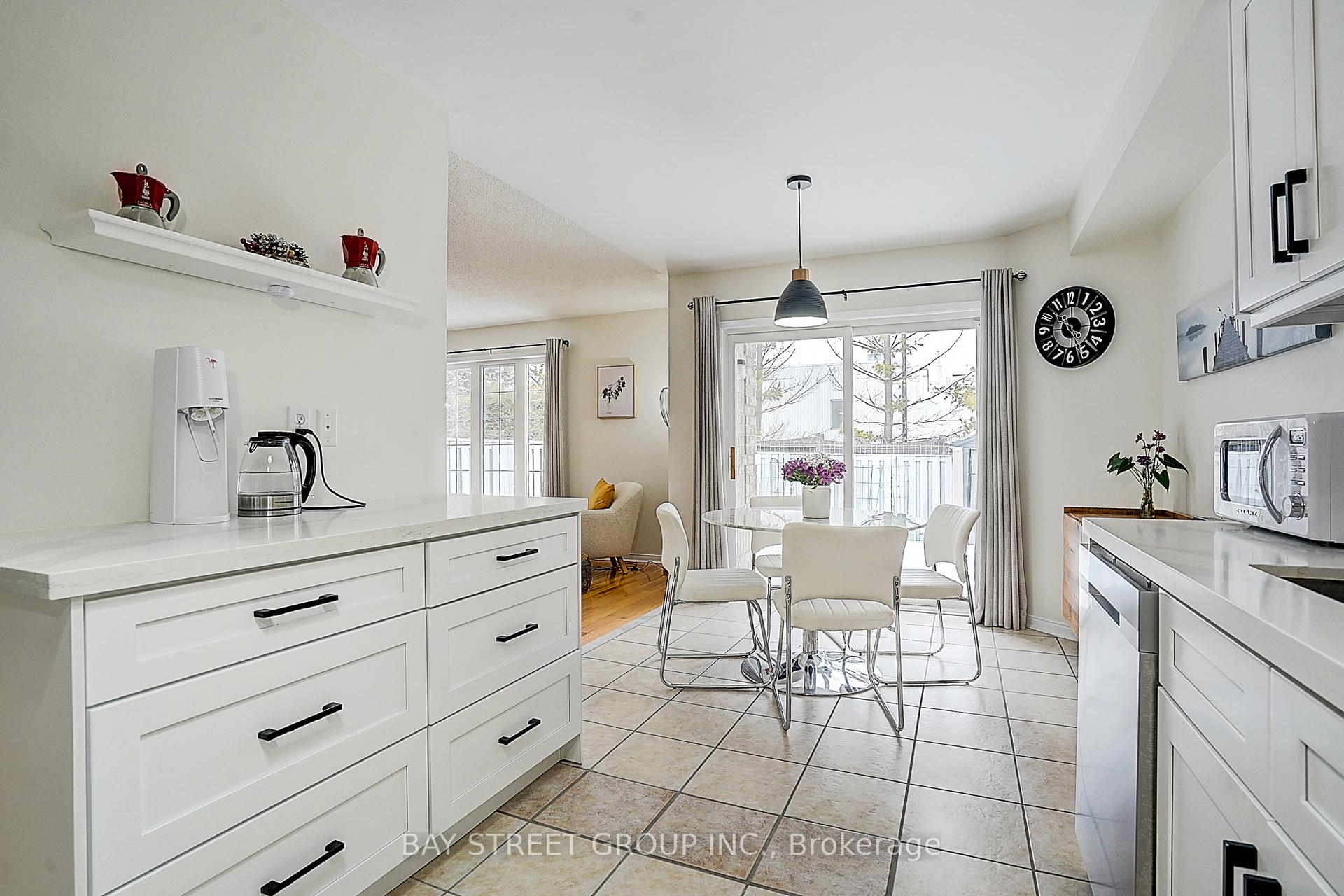 Photo 13 of 92 Millcliff Circle, Aurora, Aurora Grove — HOMEH