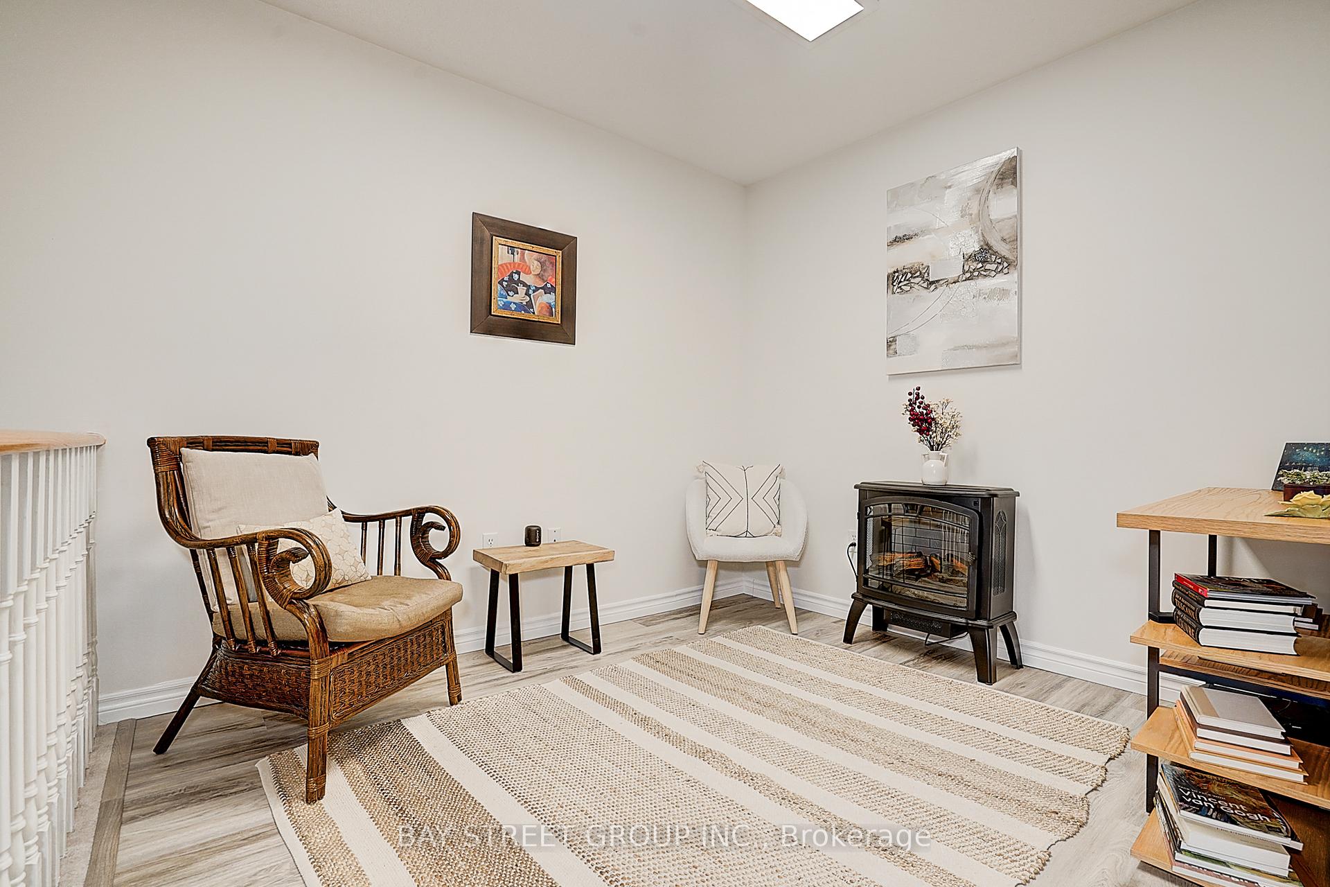 Photo 16 of 92 Millcliff Circle, Aurora, Aurora Grove — HOMEH
