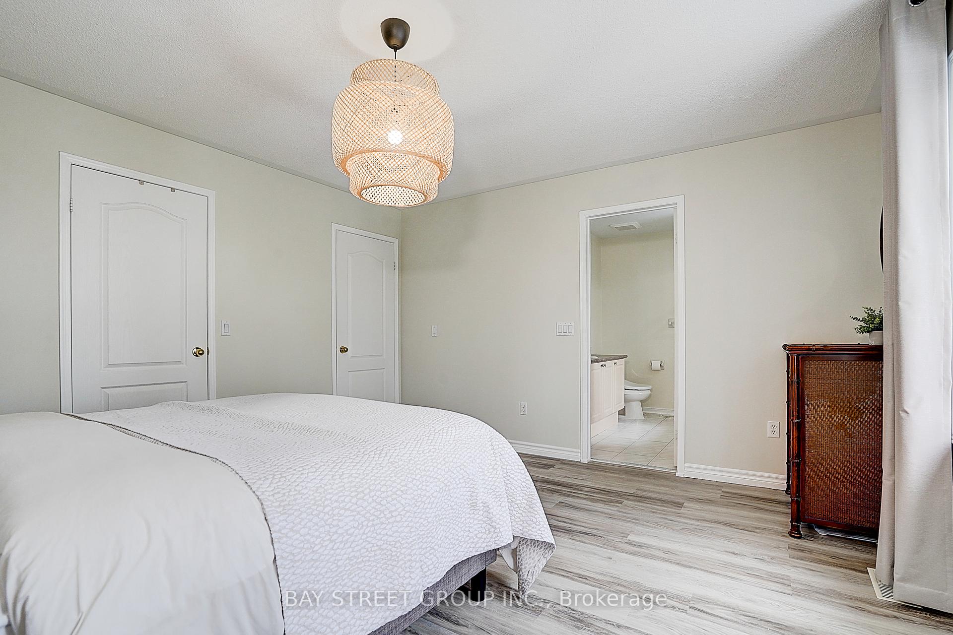 Photo 18 of 92 Millcliff Circle, Aurora, Aurora Grove — HOMEH