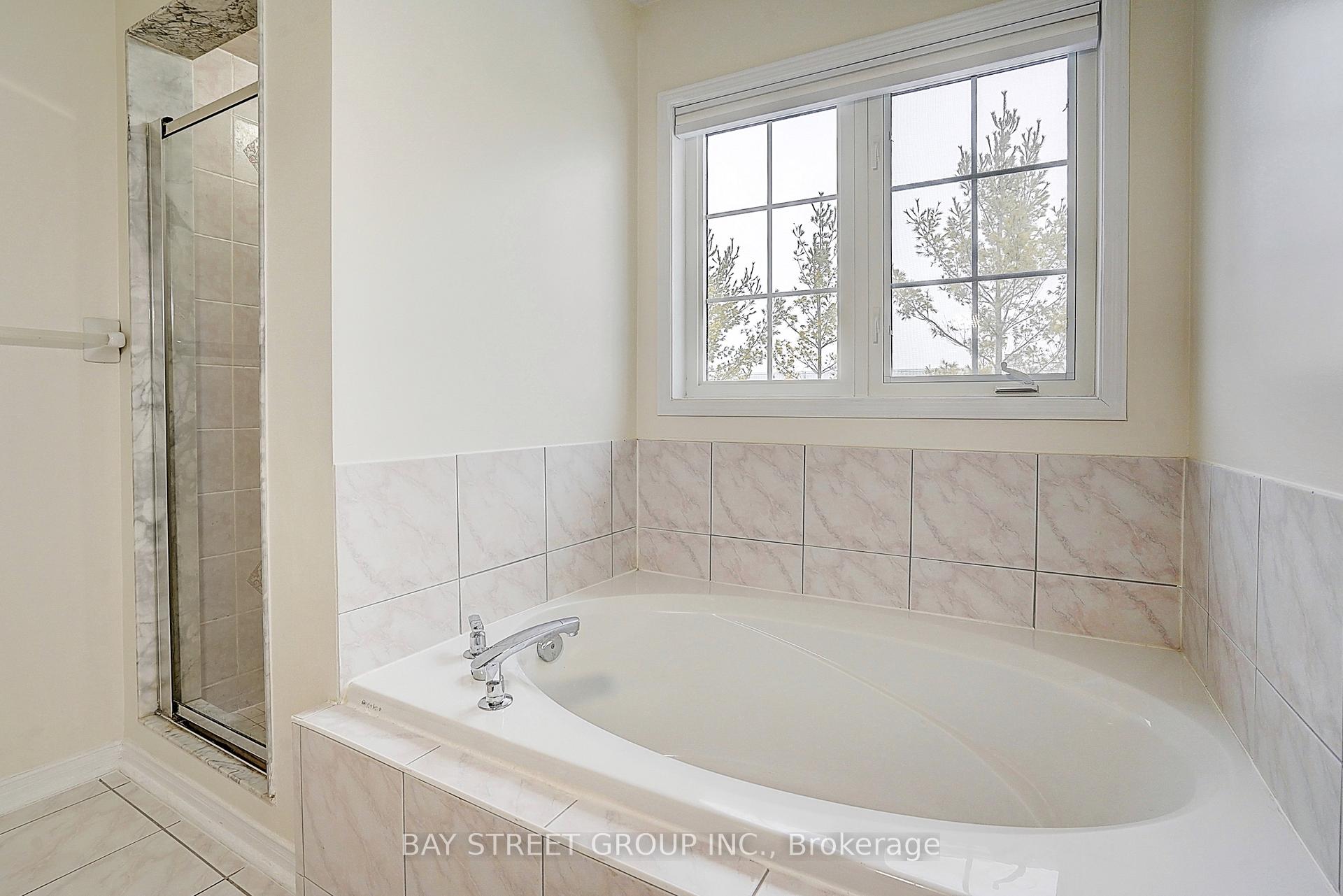 Photo 24 of 92 Millcliff Circle, Aurora, Aurora Grove — HOMEH