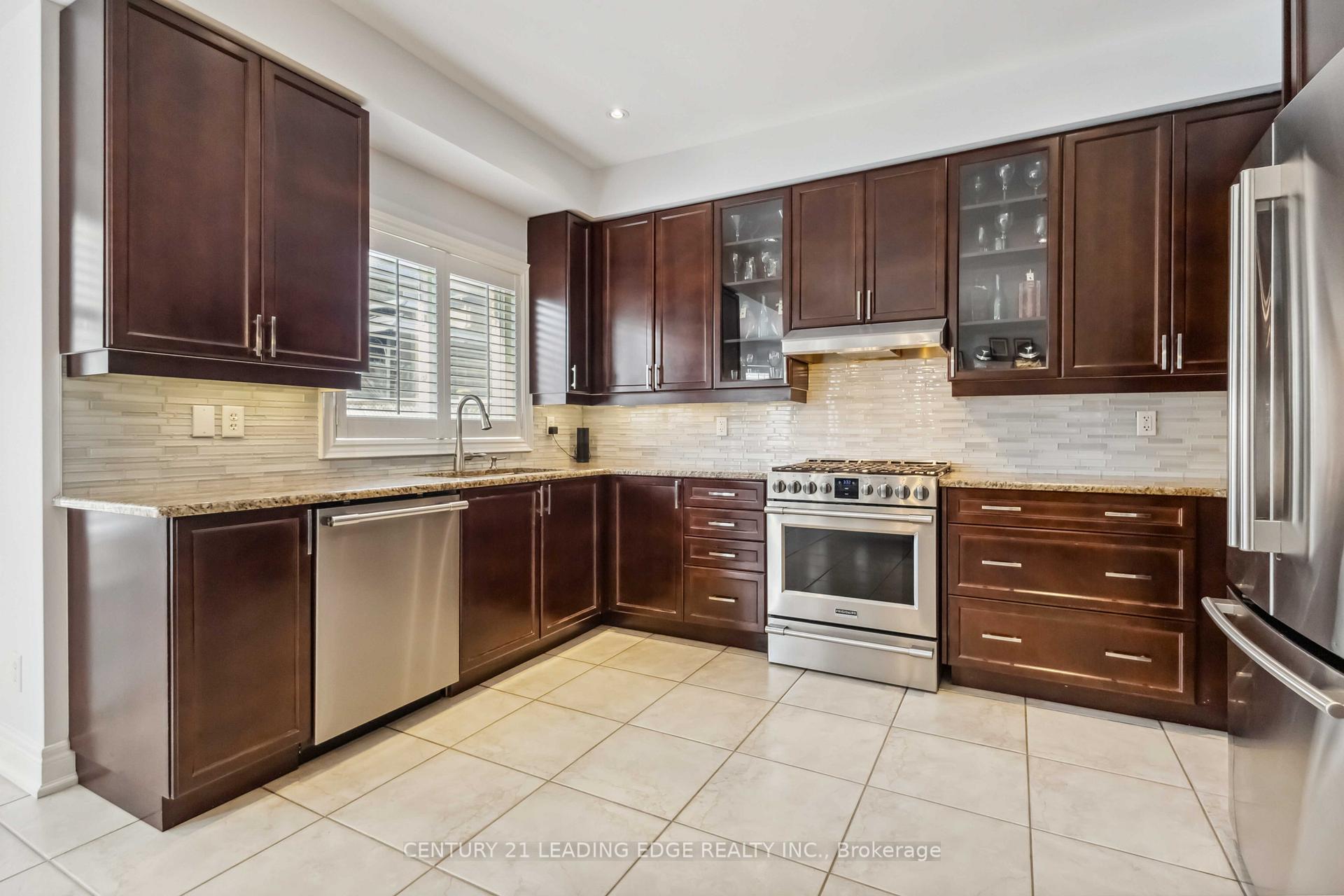 Photo 9 of 64 Williamson Drive E, Ajax, Northeast Ajax — HOMEH