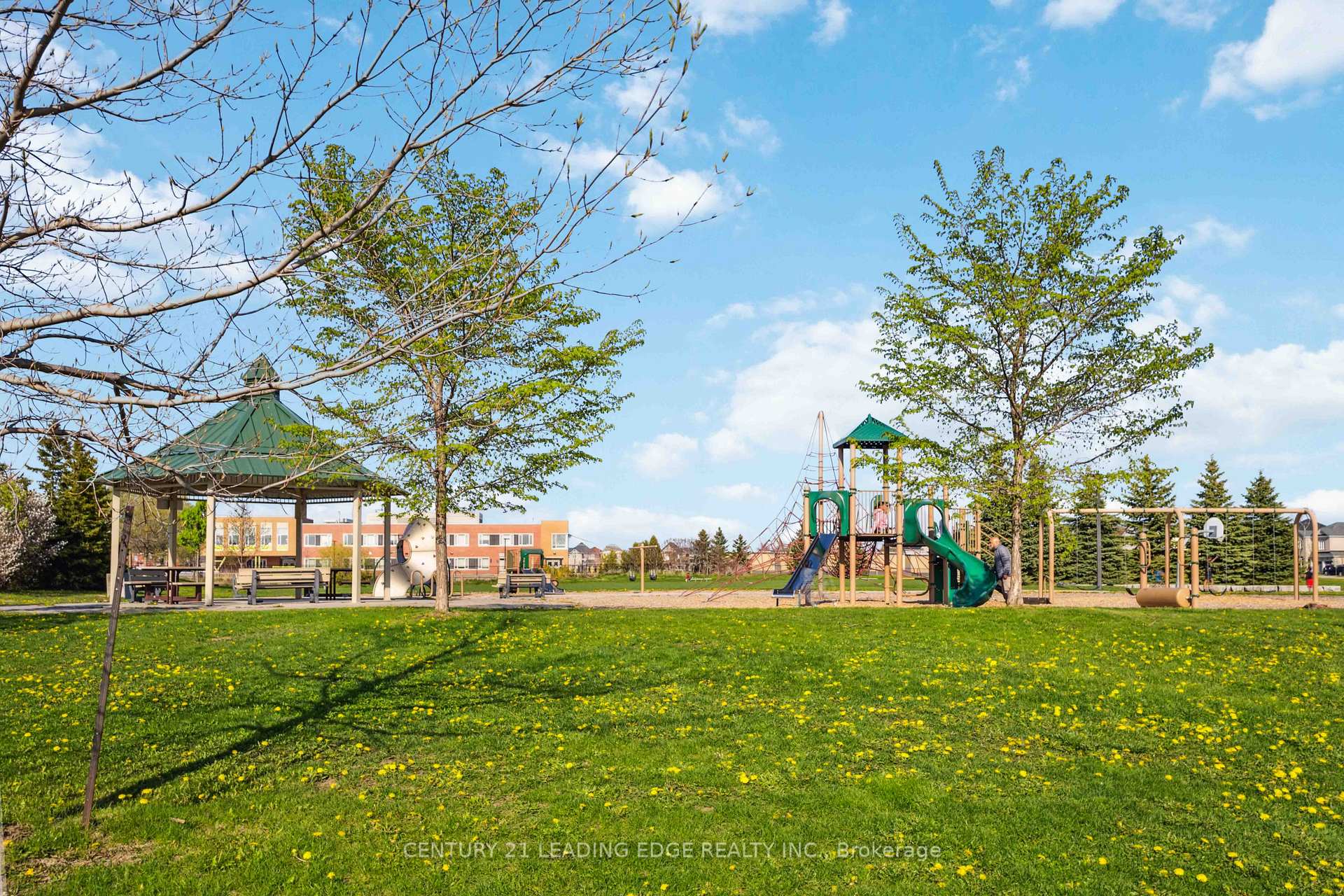 Photo 32 of 64 Williamson Drive E, Ajax, Northeast Ajax — HOMEH