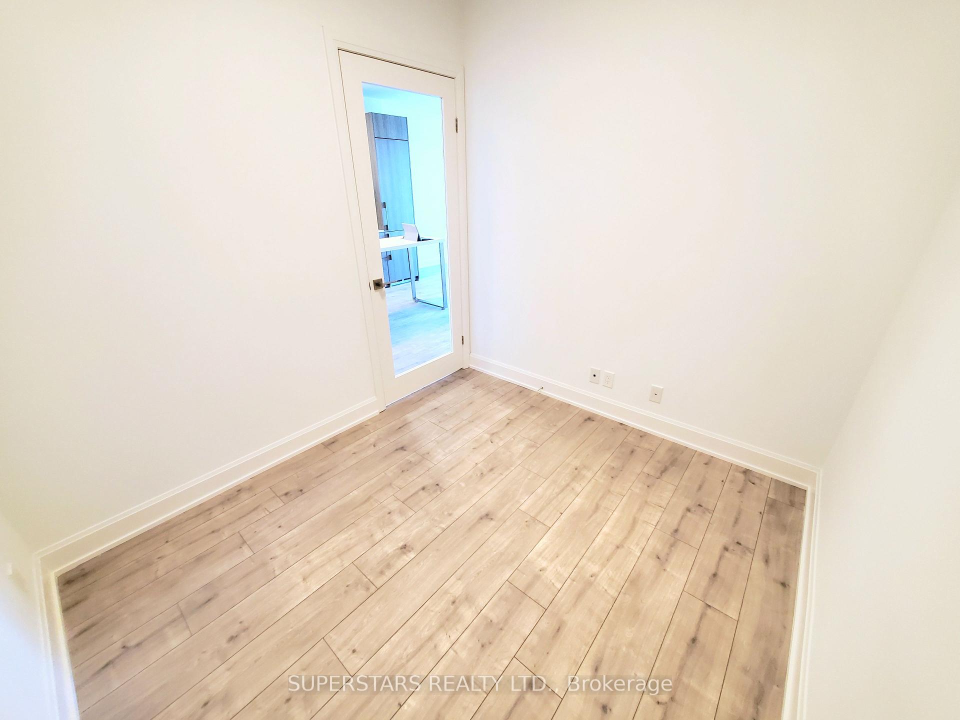 Photo 11 of Unit 812, 38 Water Walk Drive, Markham, Unionville — HOMEH