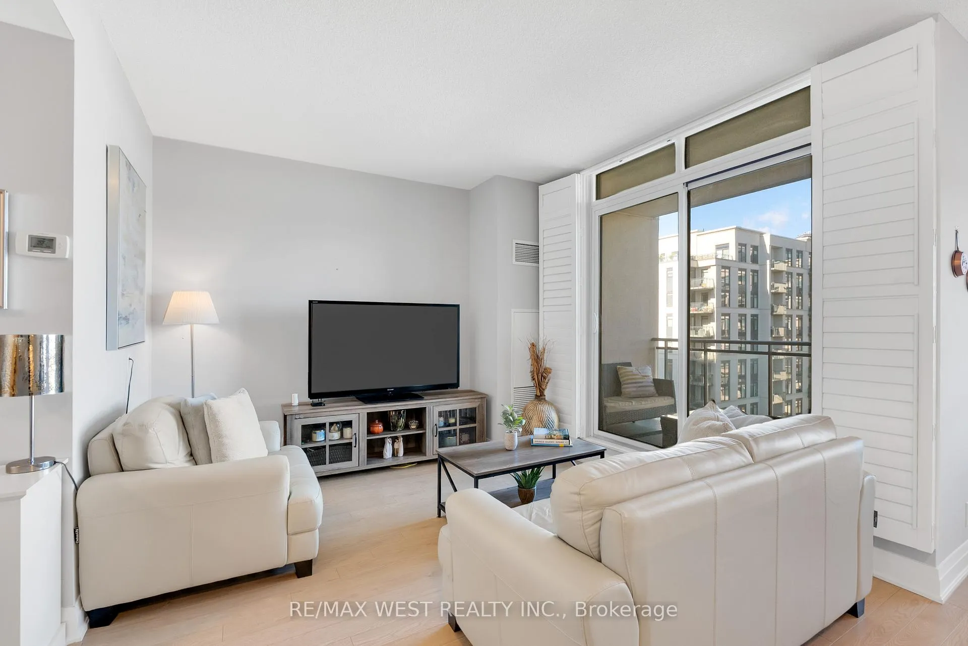 Photo 7 of Unit 710, 24 Woodstream Boulevard, Vaughan, Vaughan Grove — HOMEH