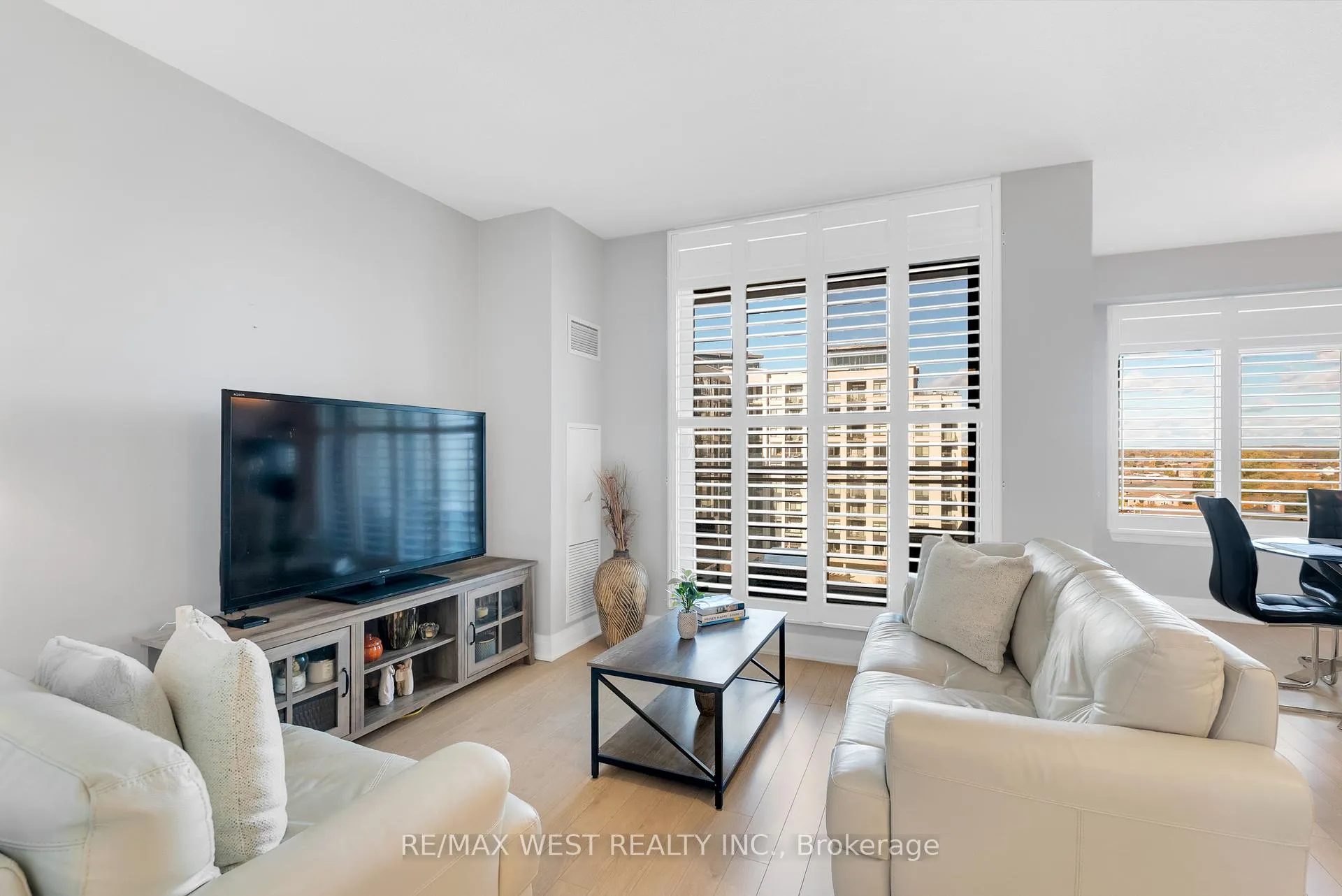 Photo 8 of Unit 710, 24 Woodstream Boulevard, Vaughan, Vaughan Grove — HOMEH