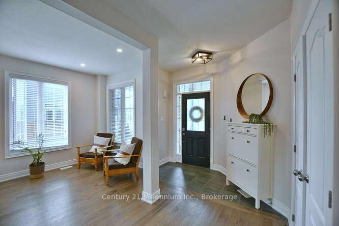 Photo 12 of 3 Gilpin Crescent, Collingwood — HOMEH