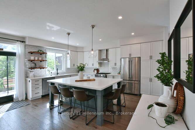 Photo 20 of 3 Gilpin Crescent, Collingwood — HOMEH