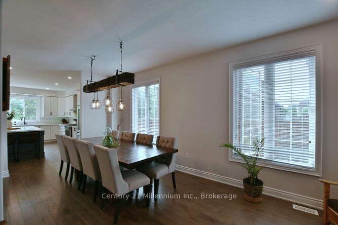 Photo 21 of 3 Gilpin Crescent, Collingwood — HOMEH