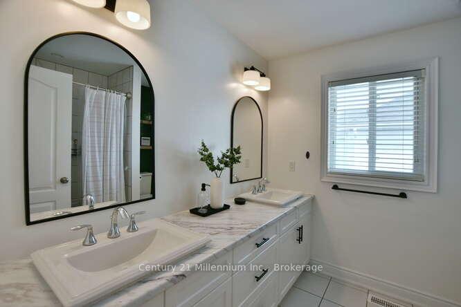 Photo 38 of 3 Gilpin Crescent, Collingwood — HOMEH