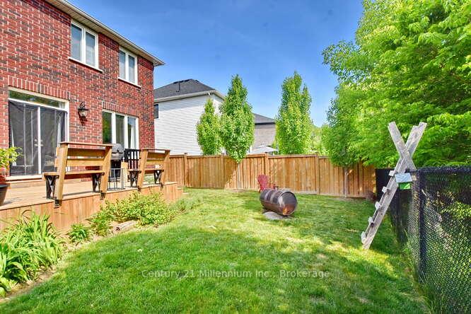 Photo 46 of 3 Gilpin Crescent, Collingwood — HOMEH