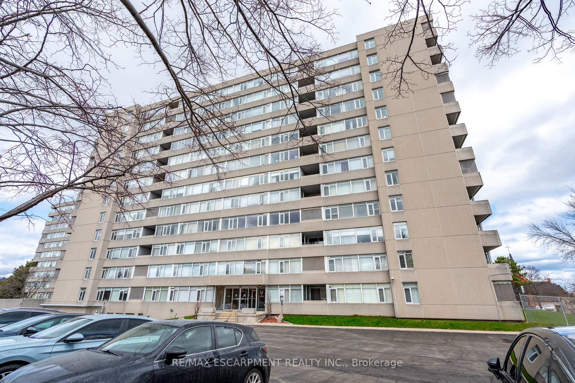 Front of Unit 402, 40 Harrisford Street