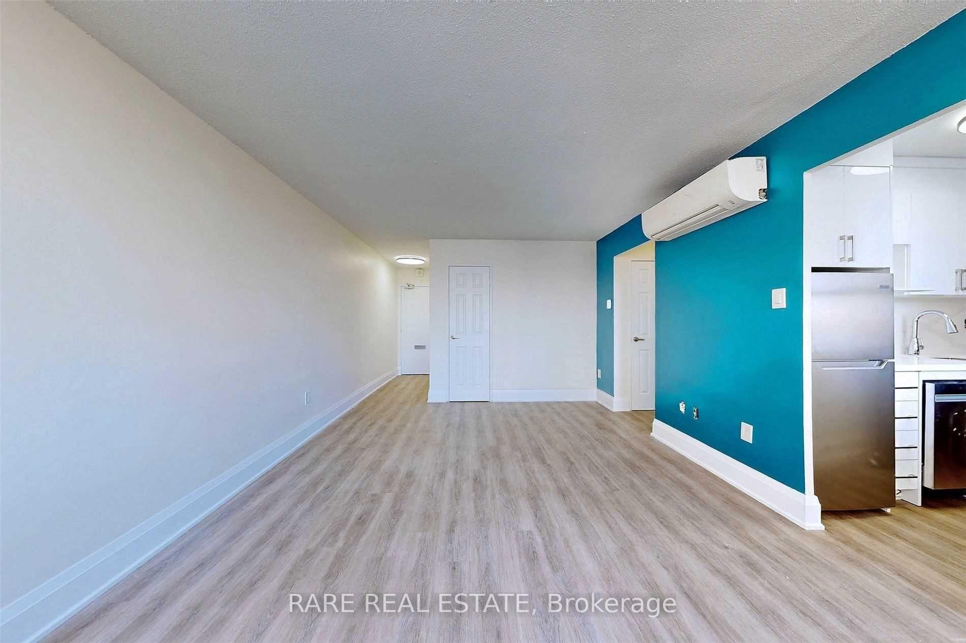 Photo 3 of Unit 2107, 30 Gloucester Street, Toronto, Church-Yonge Corridor — HOMEH