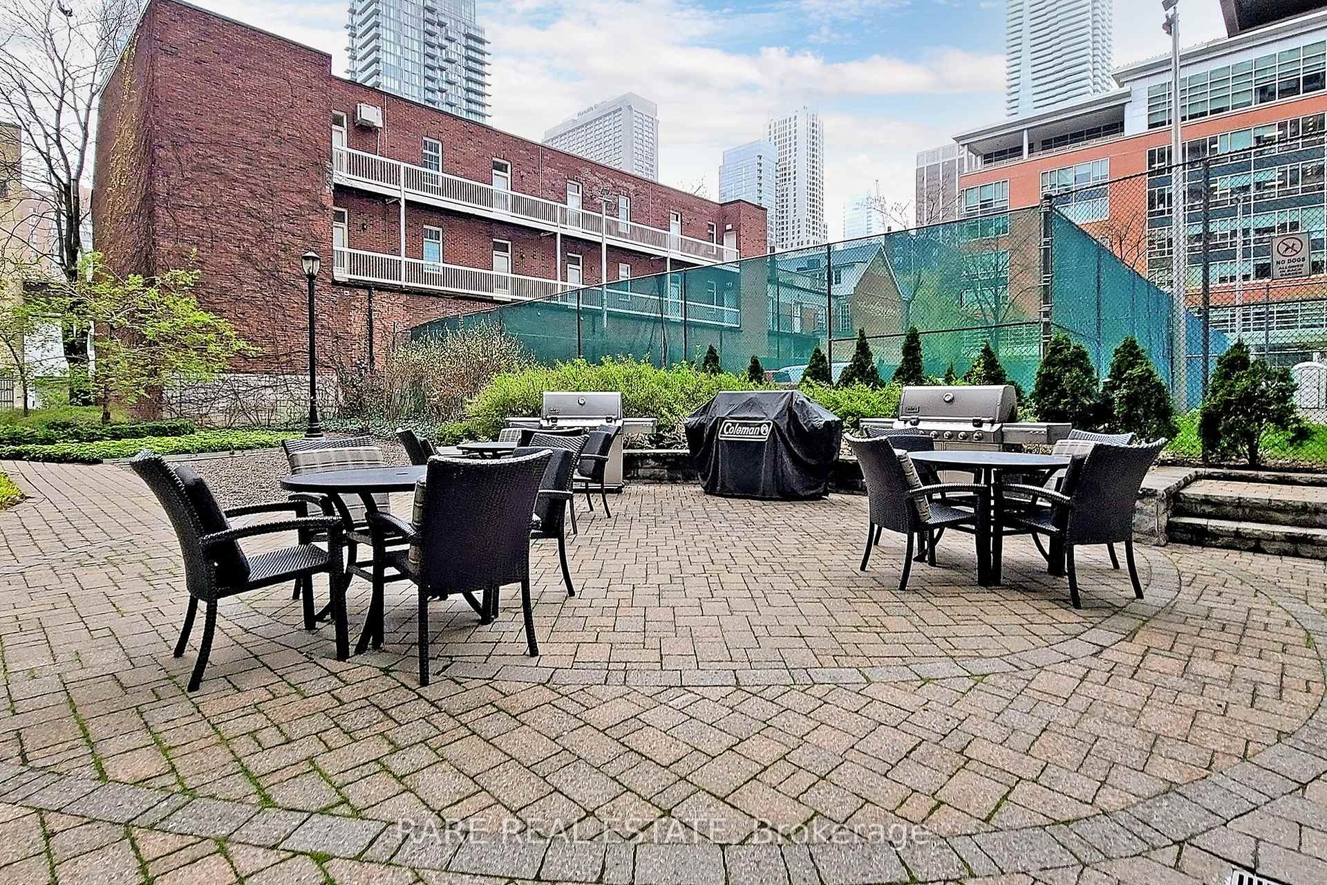 Photo 8 of Unit 2107, 30 Gloucester Street, Toronto, Church-Yonge Corridor — HOMEH