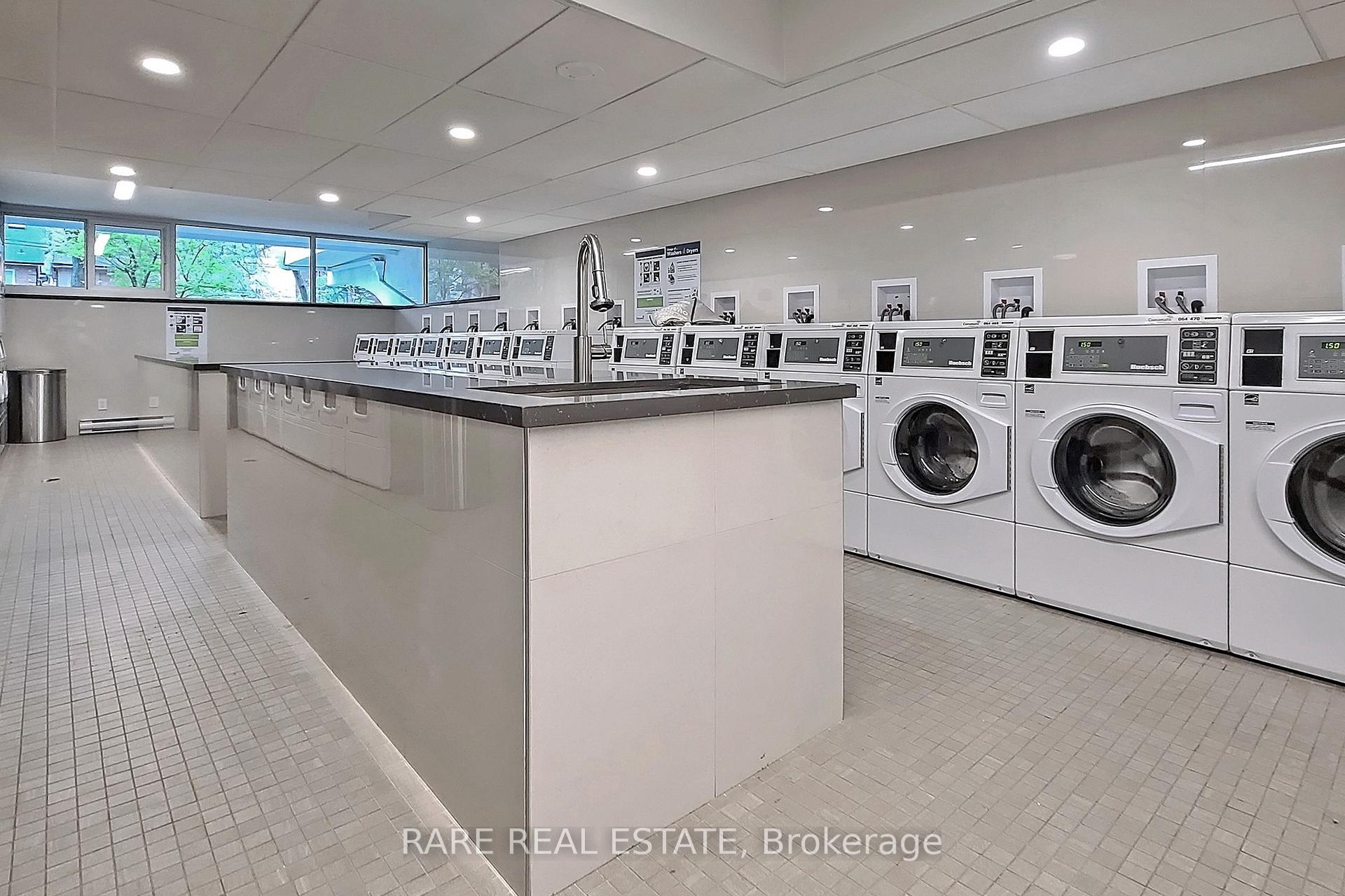 Photo 10 of Unit 2107, 30 Gloucester Street, Toronto, Church-Yonge Corridor — HOMEH
