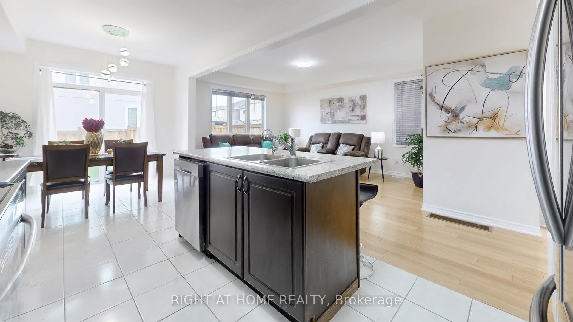 Photo 13 of 78 Wagner Crescent, Essa, Angus — HOMEH