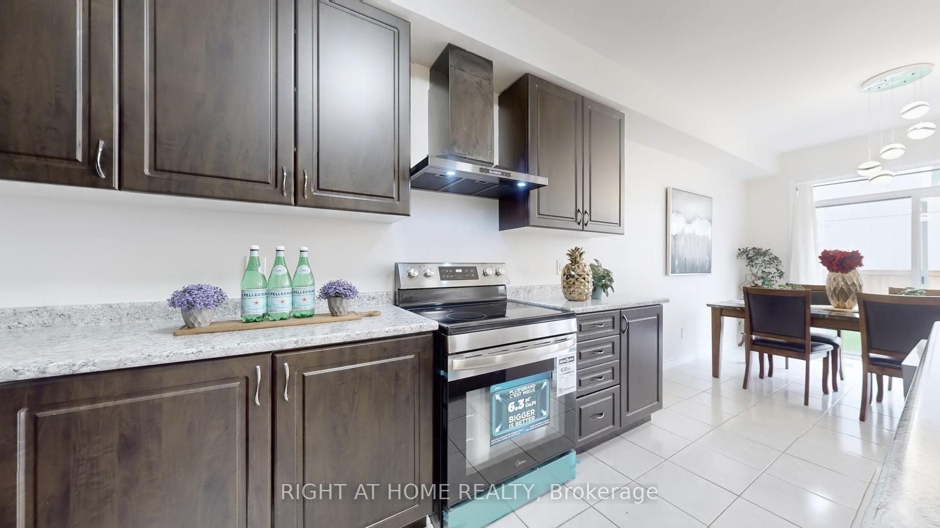 Photo 14 of 78 Wagner Crescent, Essa, Angus — HOMEH
