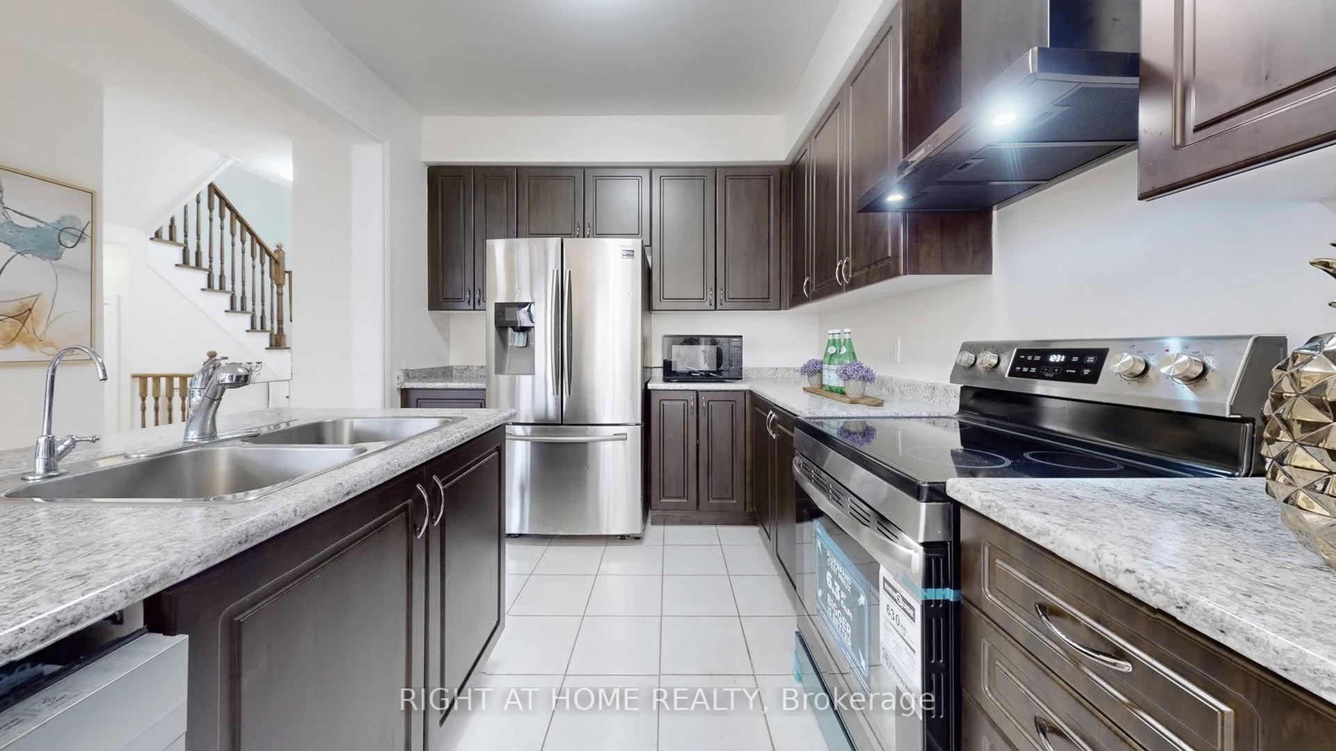Photo 16 of 78 Wagner Crescent, Essa, Angus — HOMEH