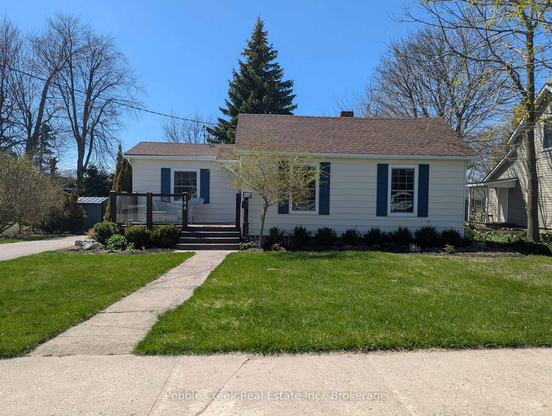 Photo 1 of 146 Wellington Street S, Goderich, Goderich (Town) — HOMEH